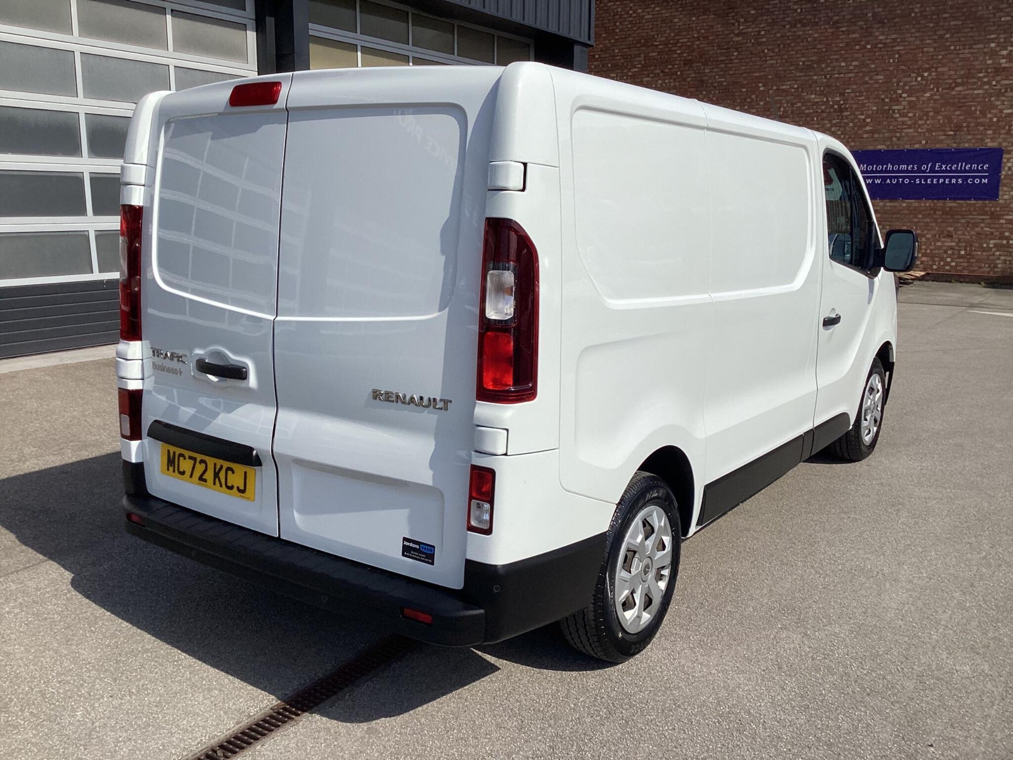Renault Trafic - Image 7