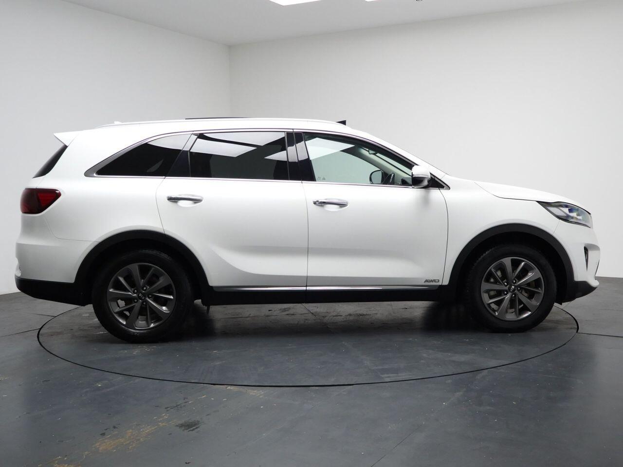 Kia Sorento - Image 14