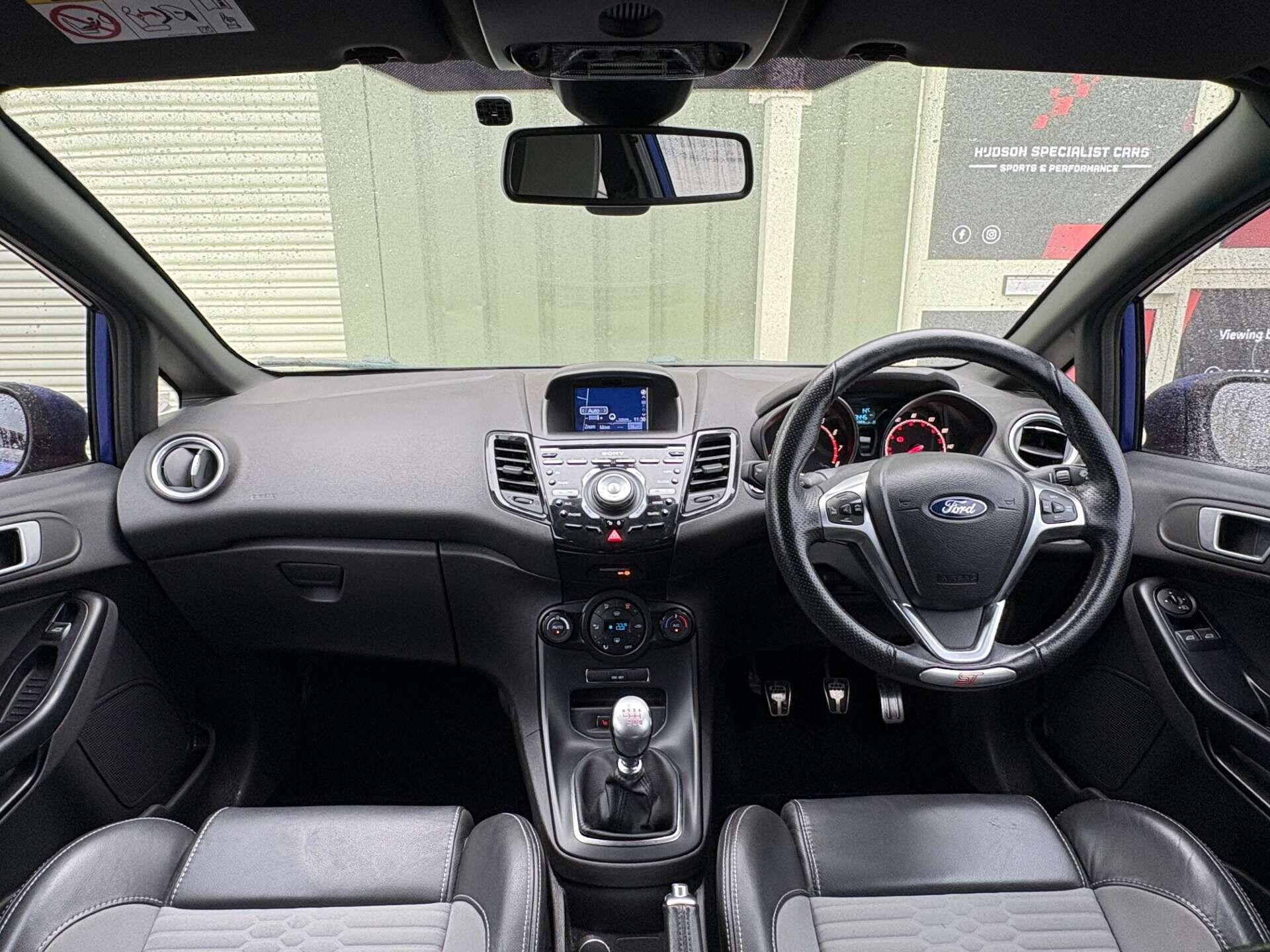 Ford Fiesta - Image 17