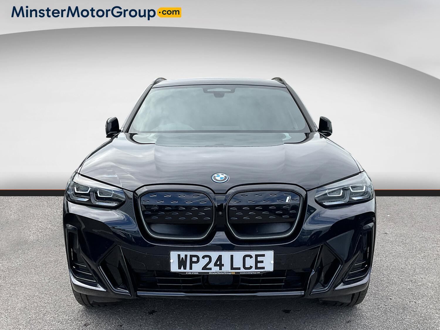 BMW iX3 - Image 5