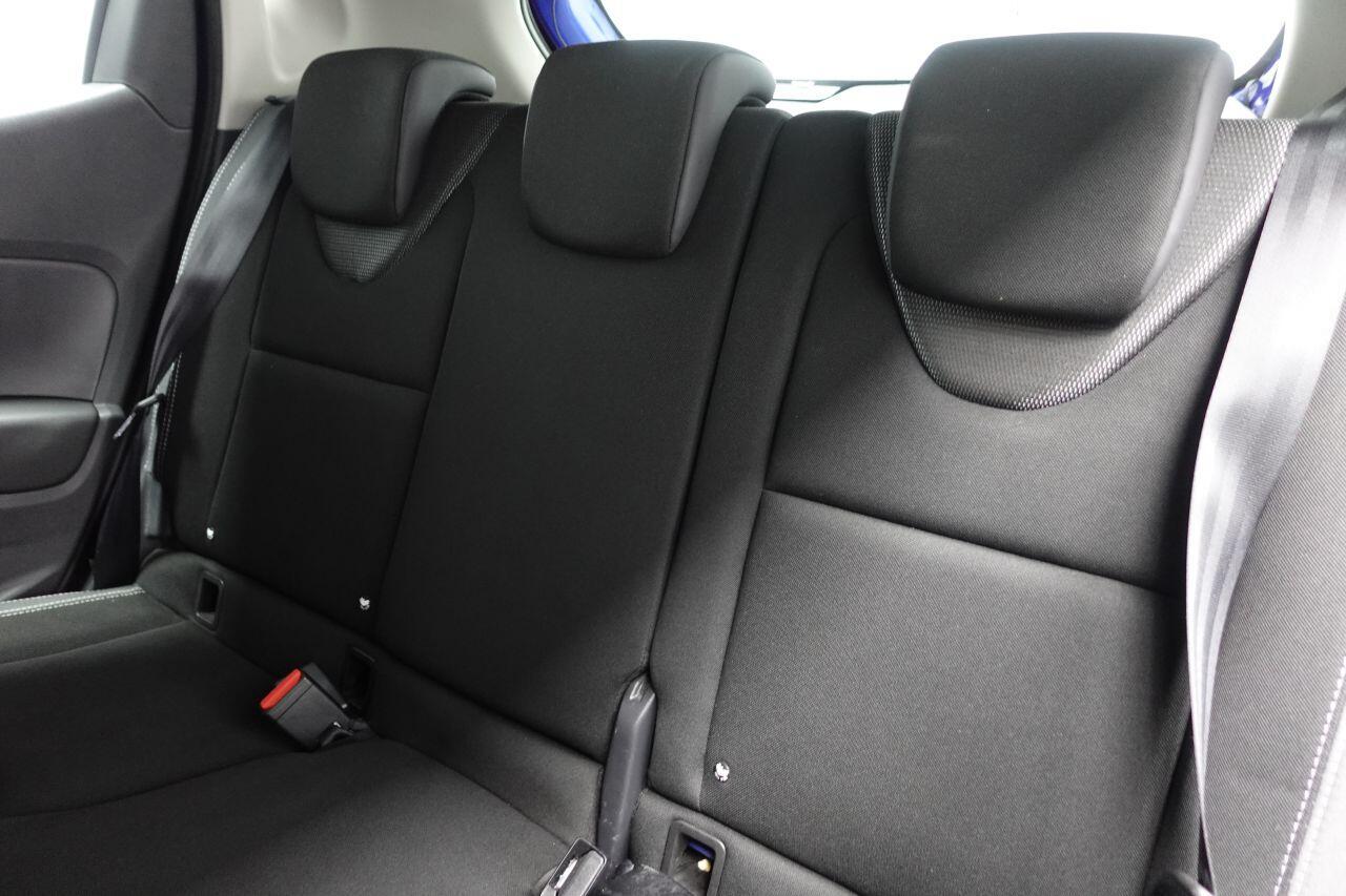 Renault Clio - Image 20