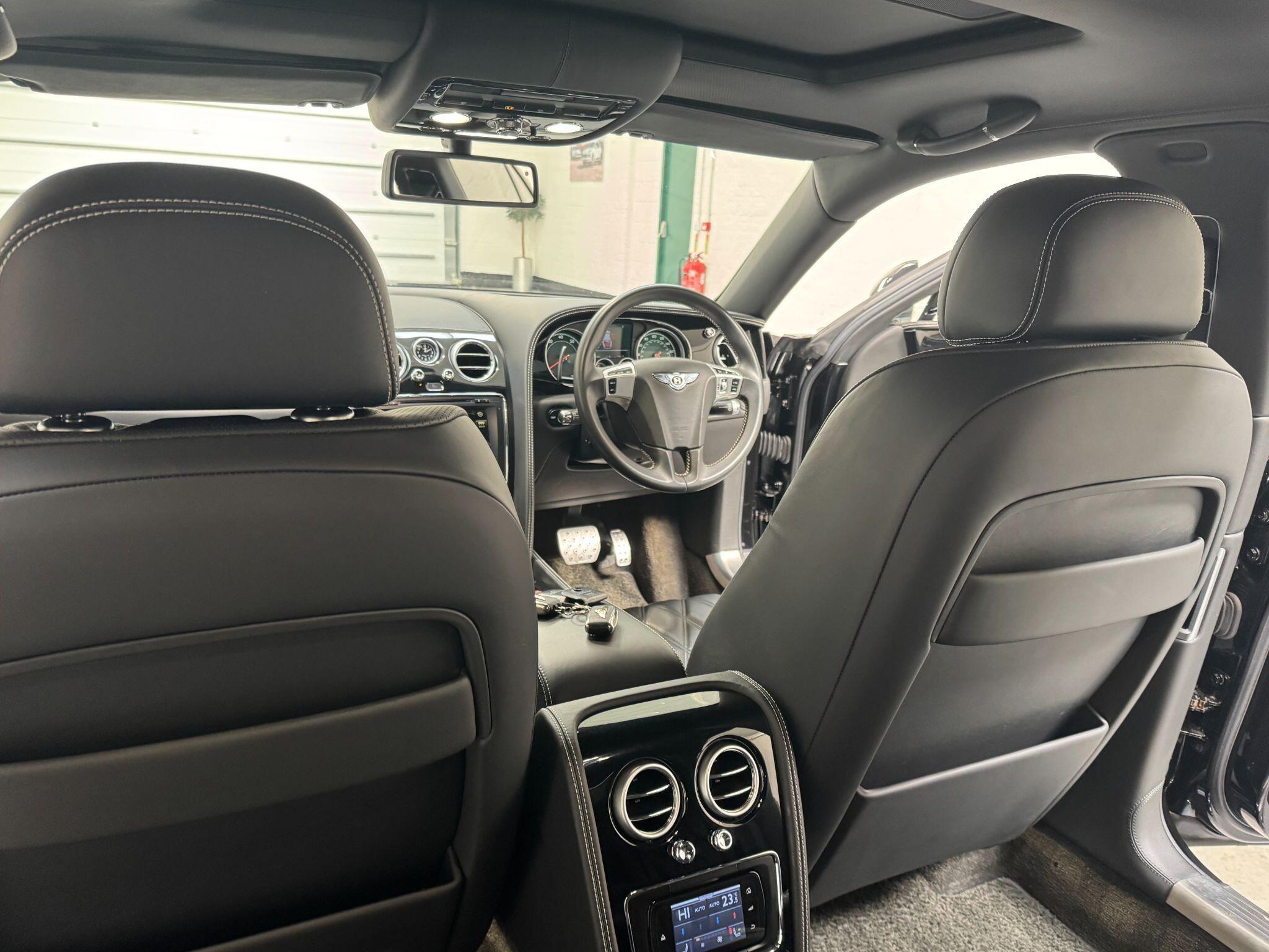 Bentley Flying Spur - Image 45