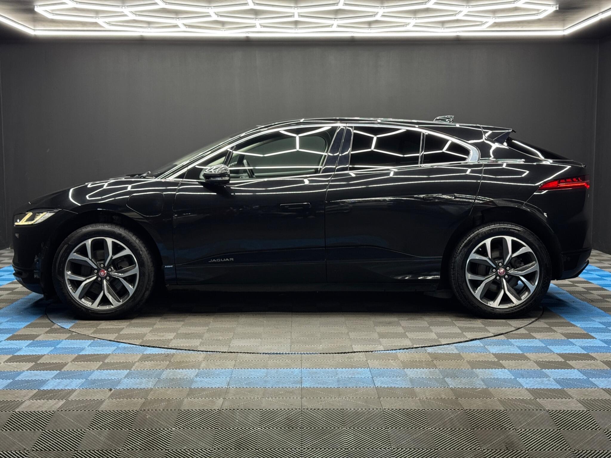 Jaguar I-Pace - Image 8