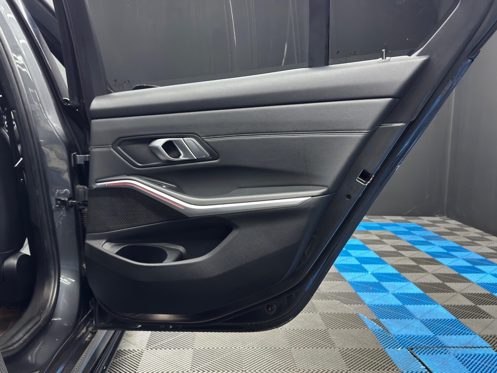 BMW 3 Series - Image 42