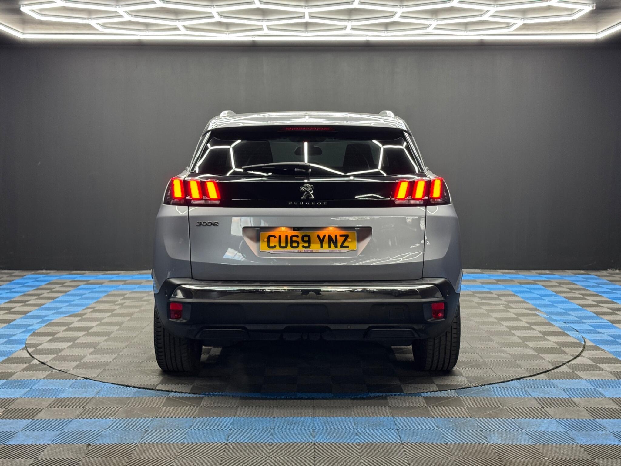 Peugeot 3008 - Image 6