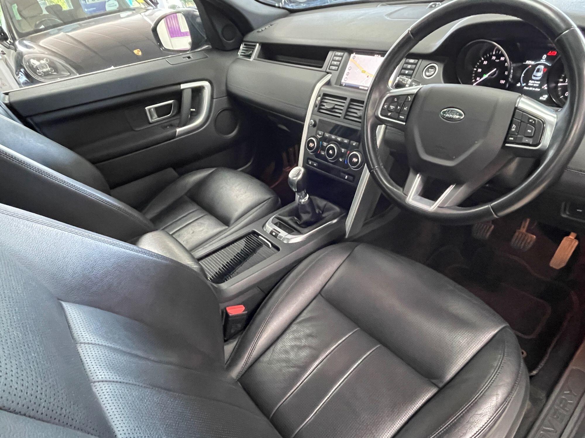 Land Rover DISCOVERY SPORT - Image 25