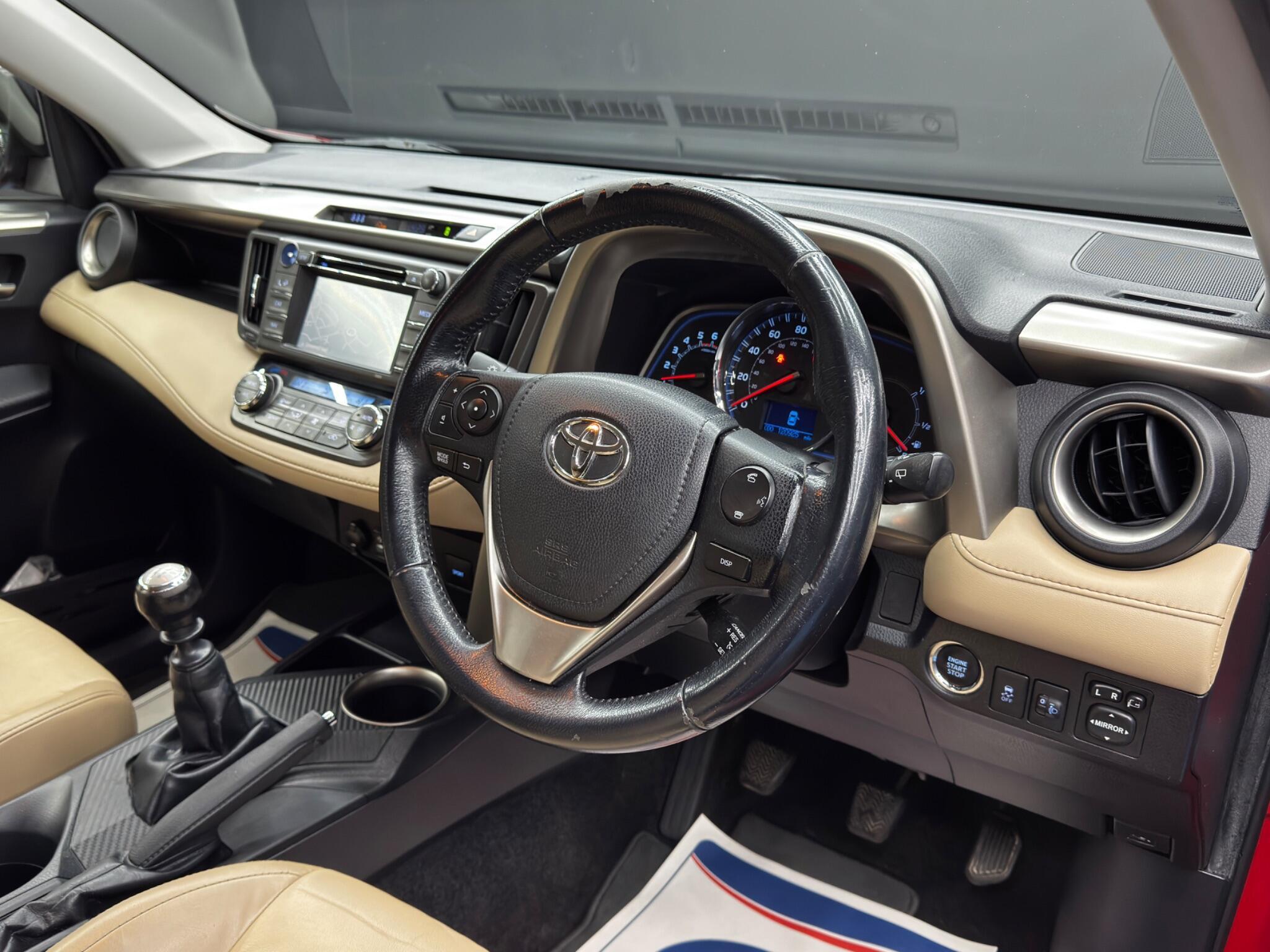 Toyota RAV4 - Image 9