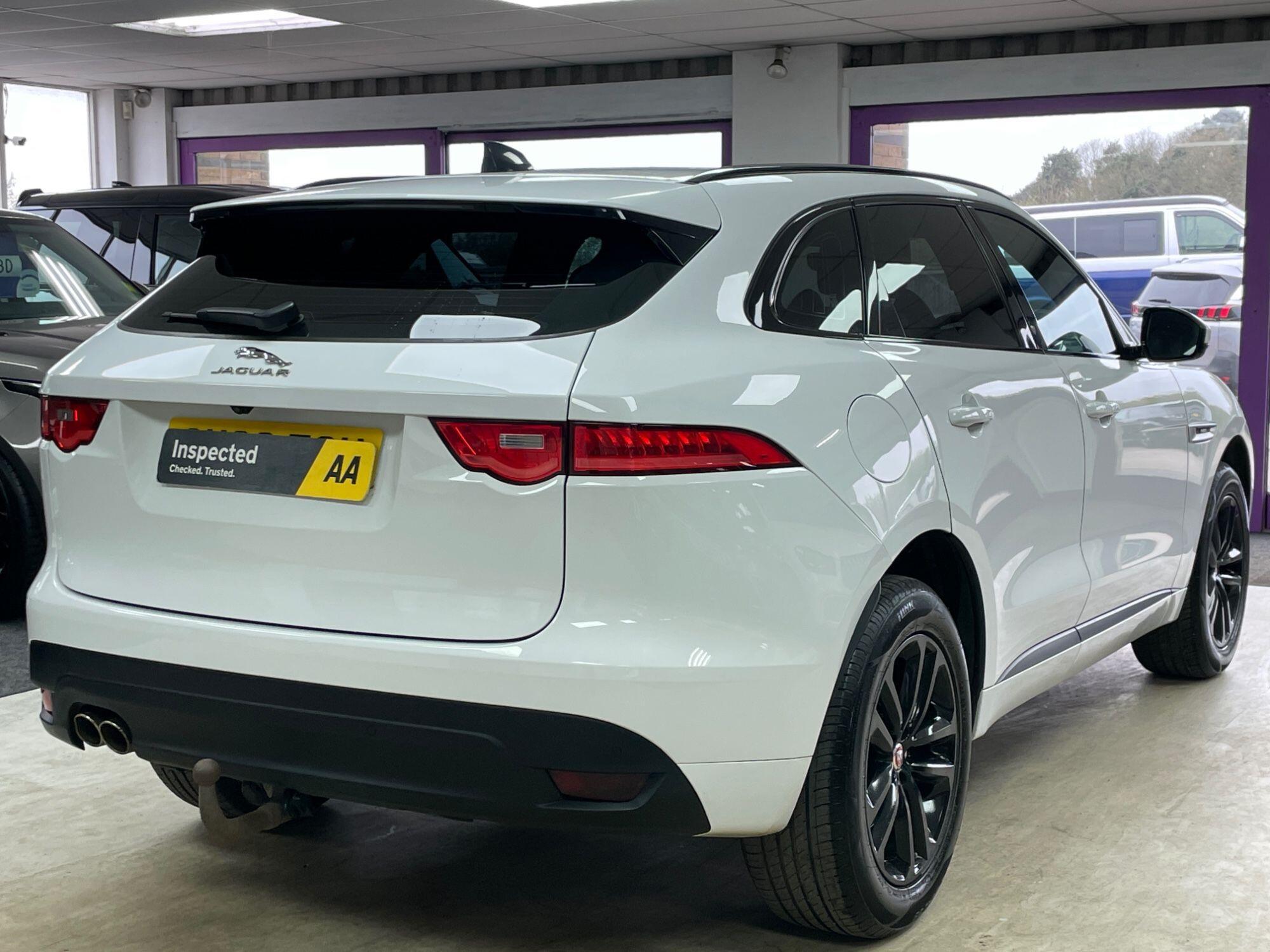 Jaguar F-Pace - Image 11