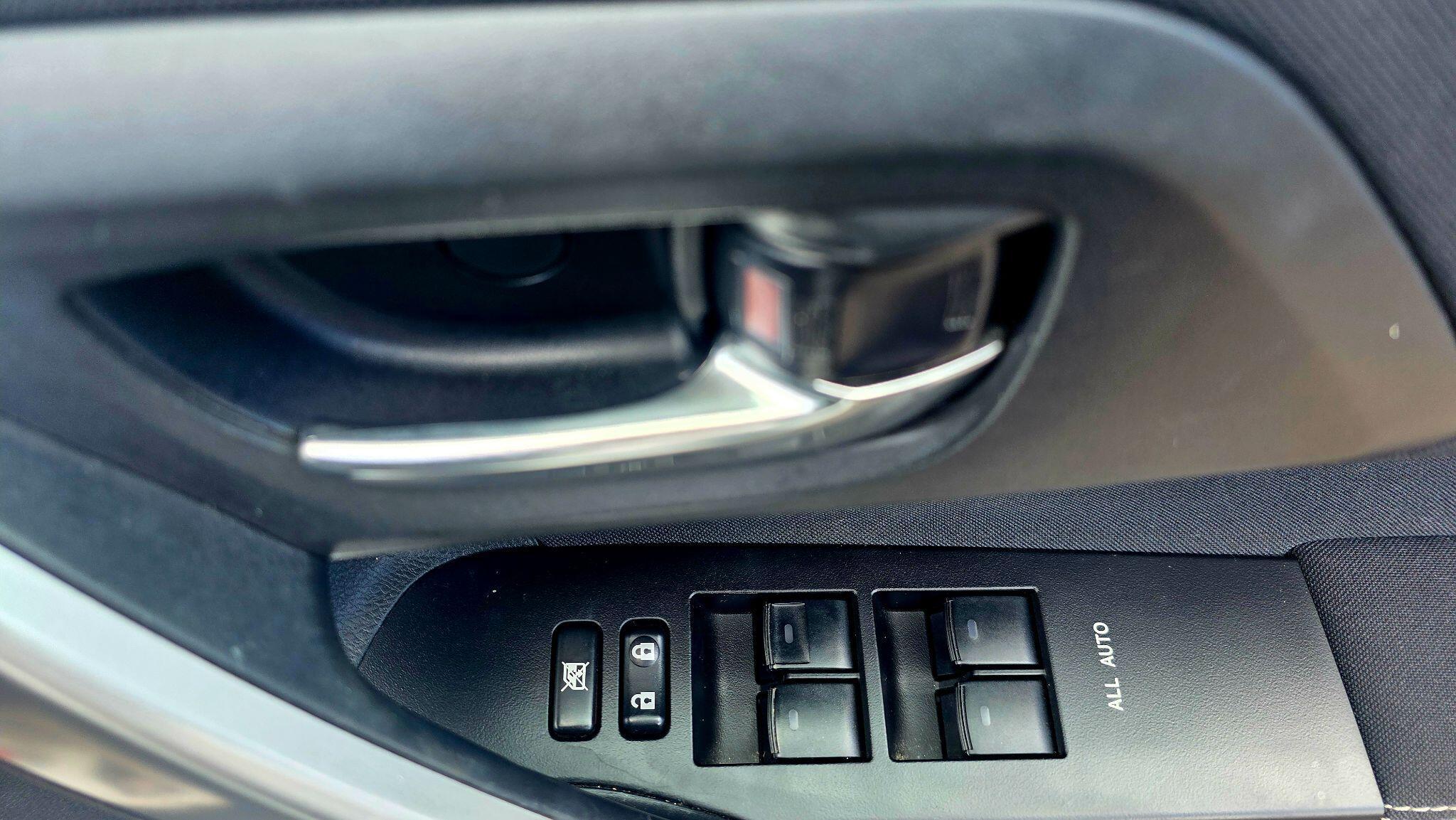 Toyota Auris - Image 23