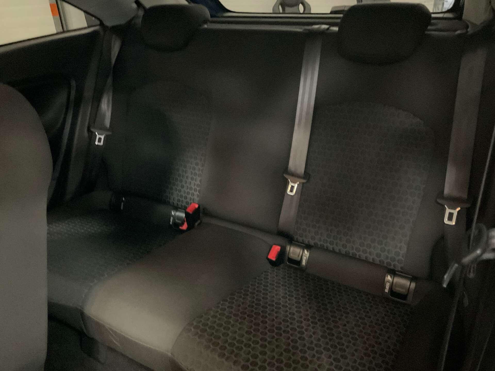 Vauxhall Corsa - Image 34