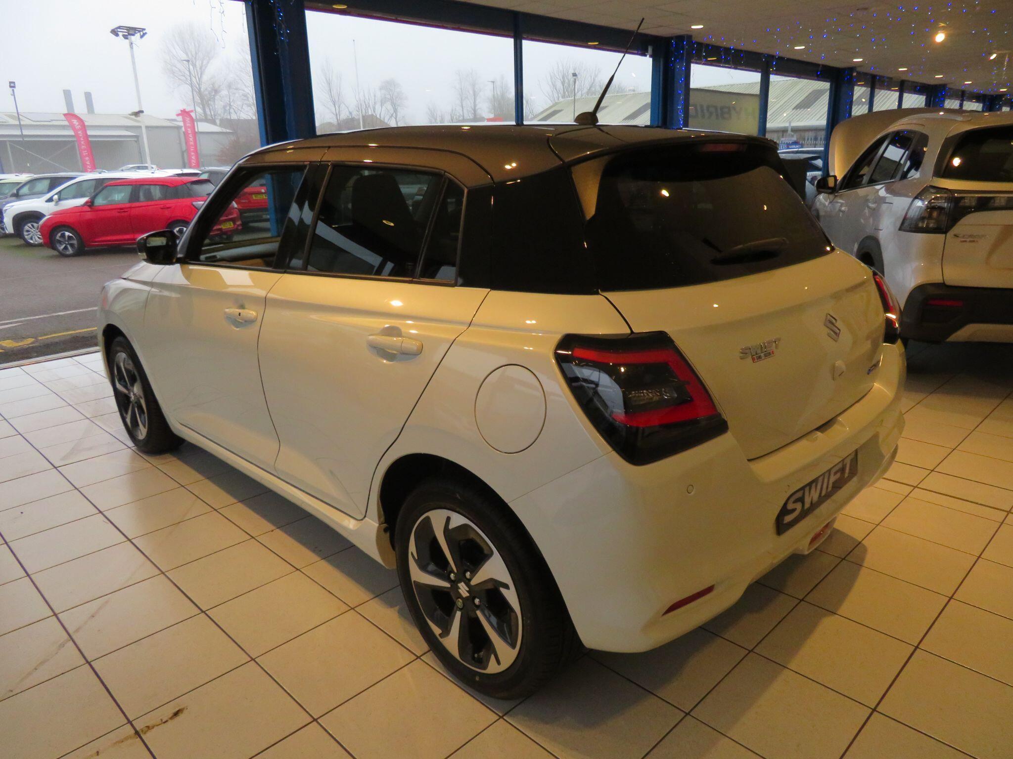 Suzuki Swift - Image 9