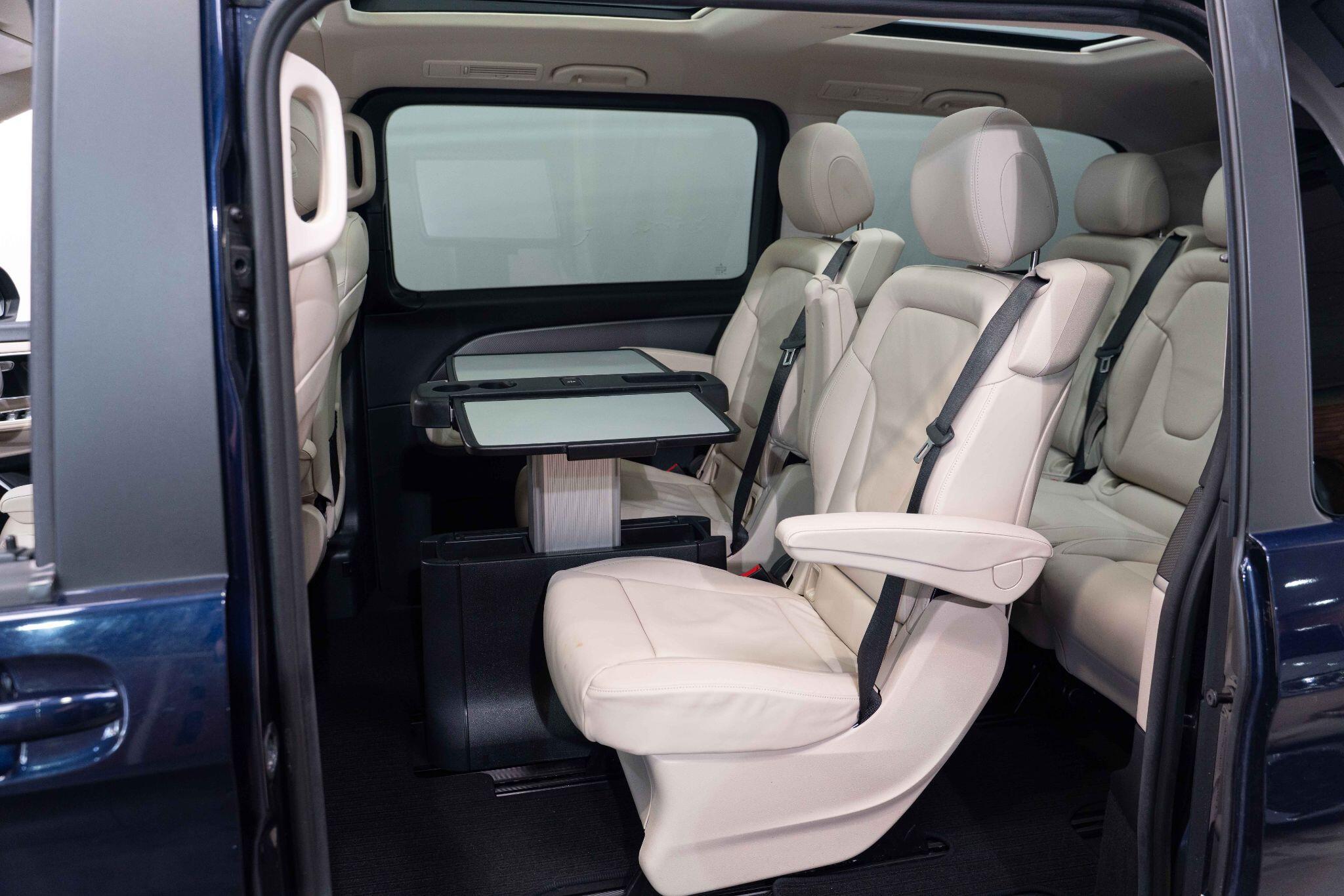 Mercedes V Class - Image 18