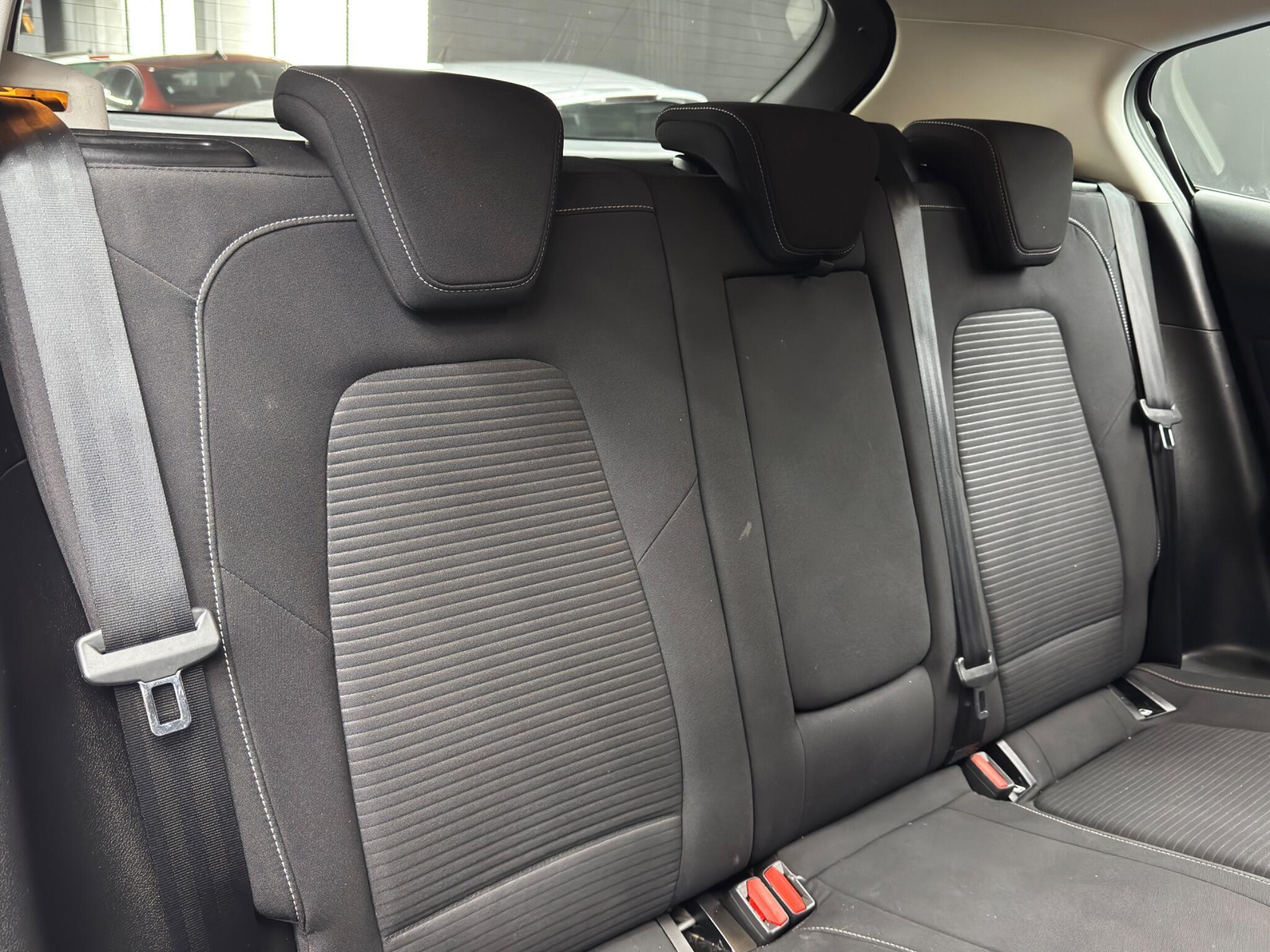 Ford Focus - Image 17