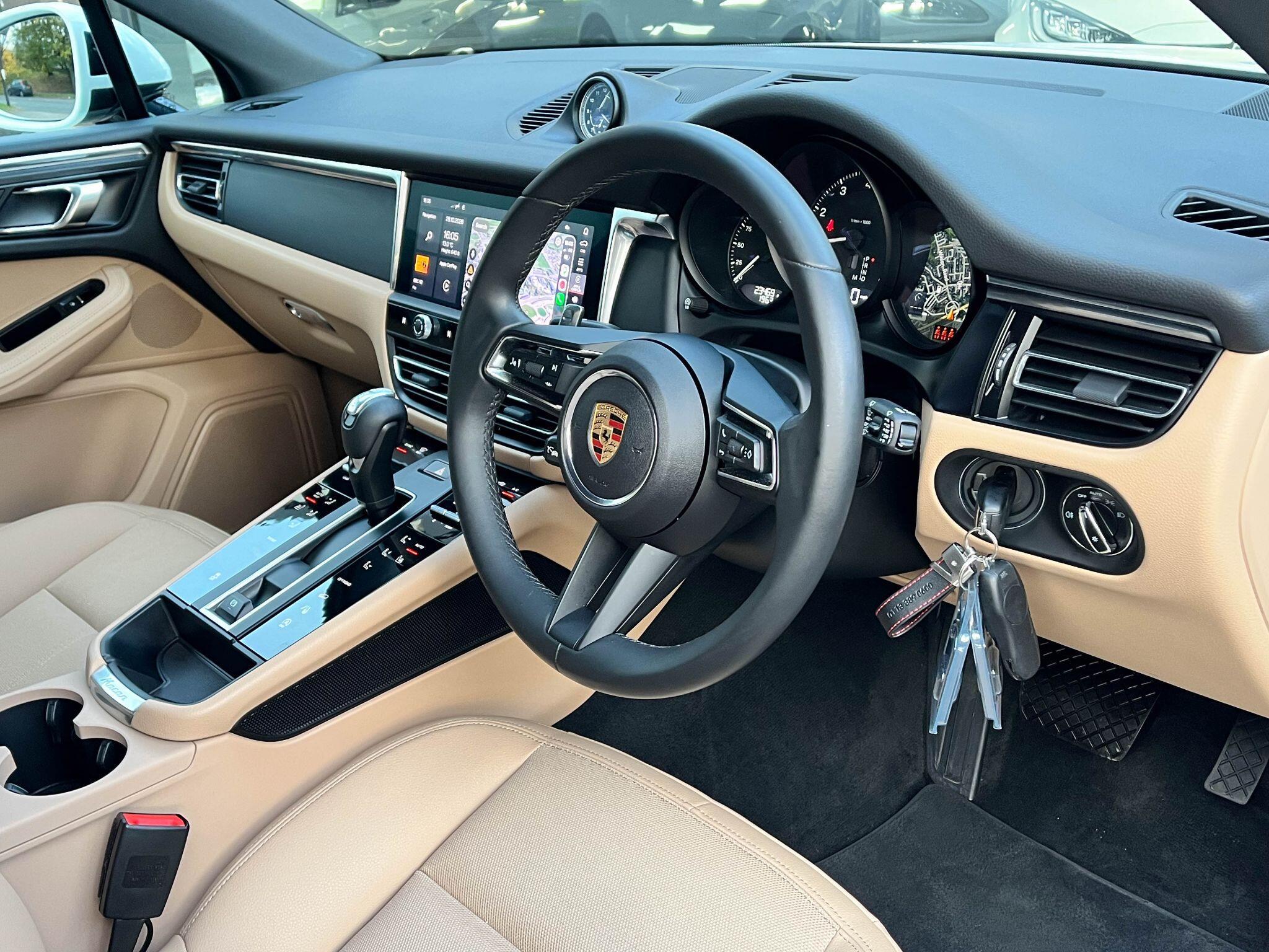 Porsche Macan - Image 19
