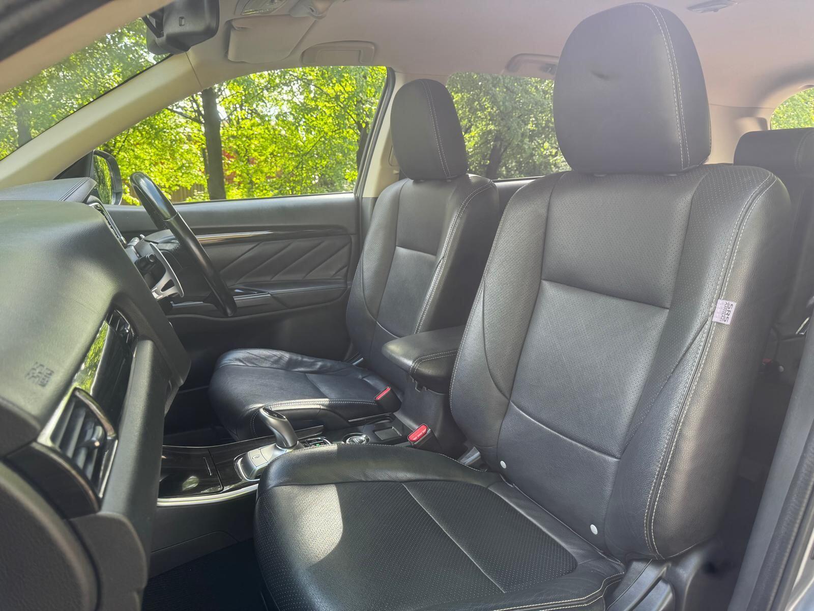 Mitsubishi Outlander - Image 20