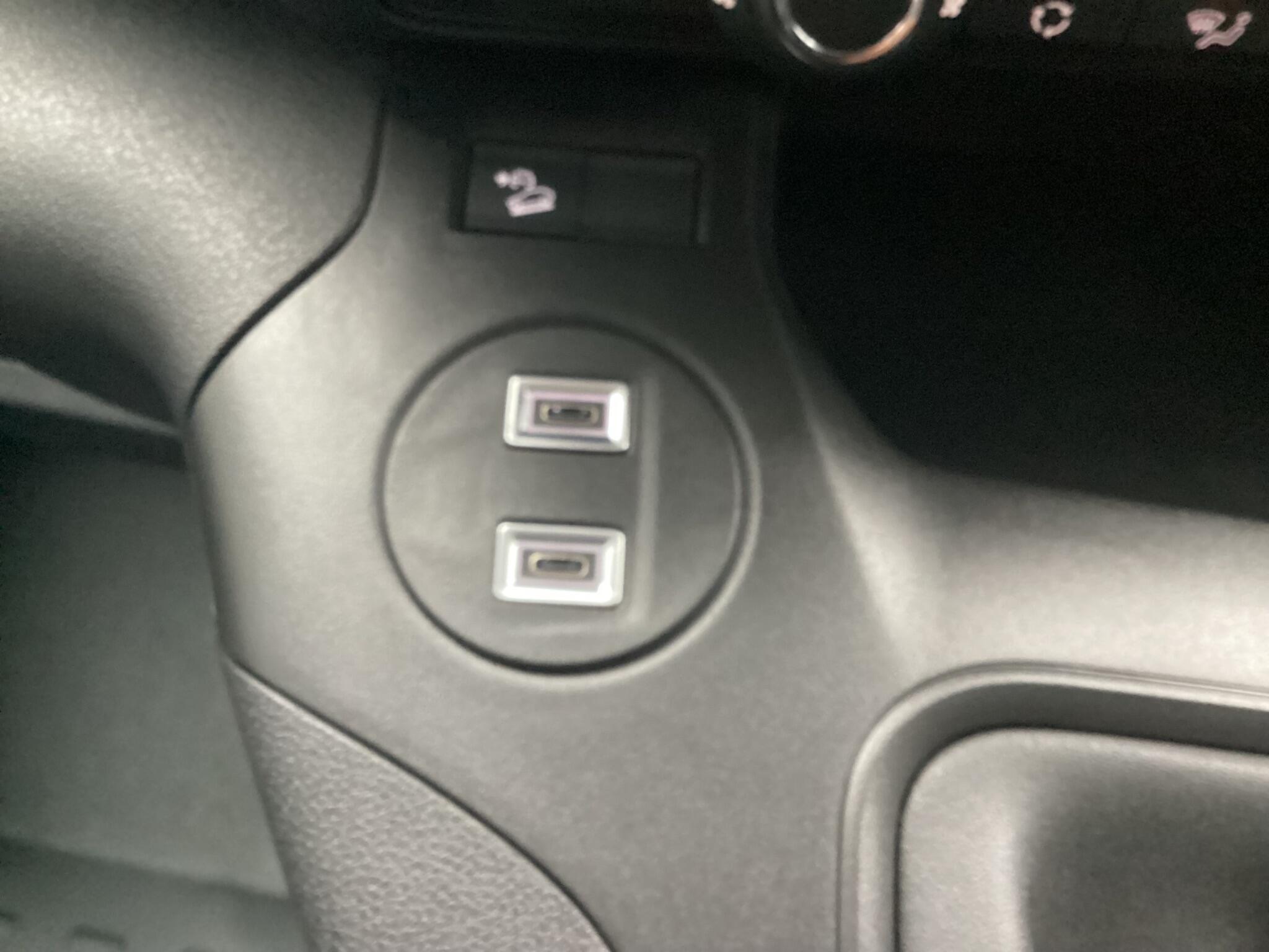 Fiat Doblo - Image 20