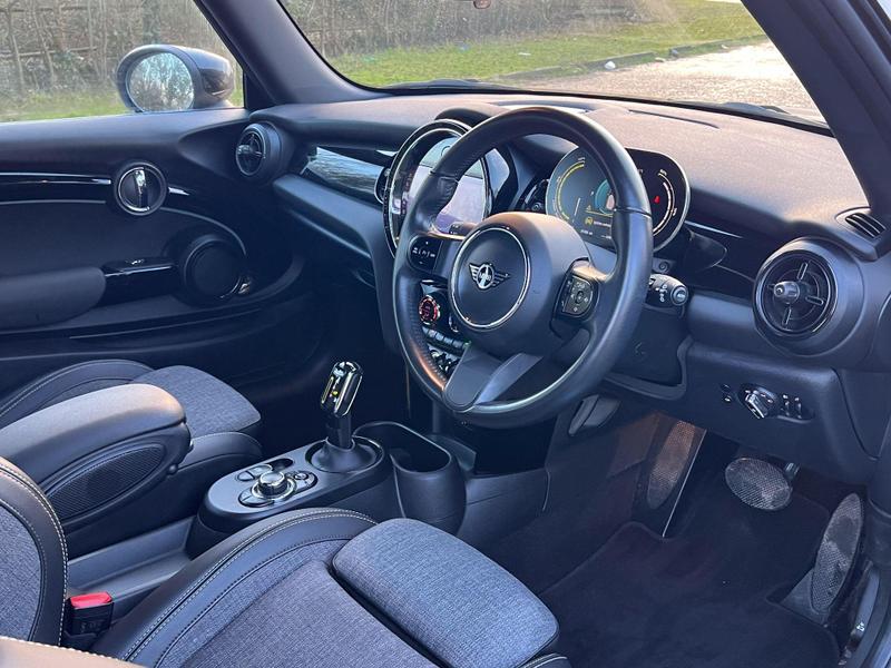 MINI Electric Hatch - Image 16