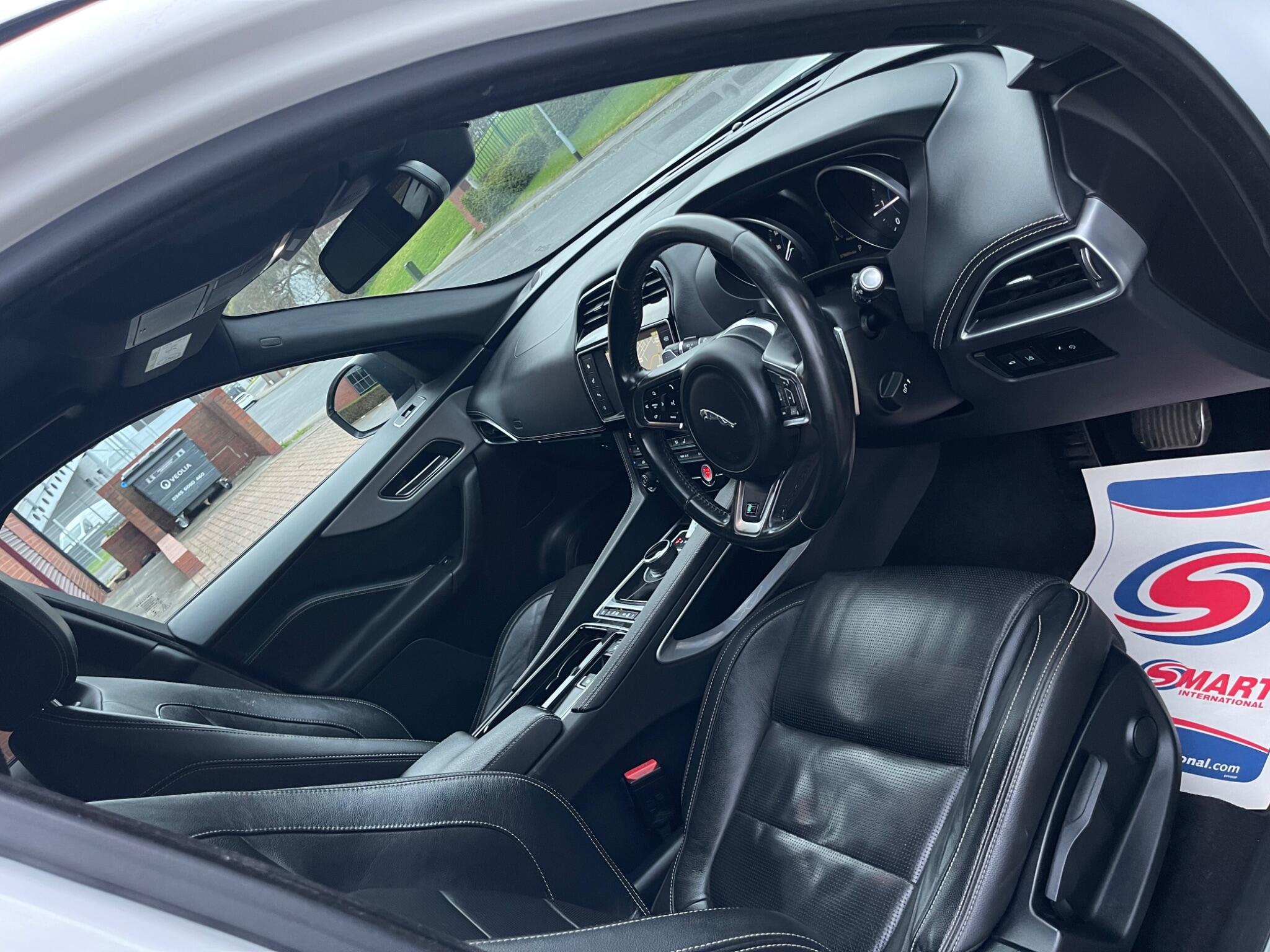 Jaguar F-Pace - Image 37