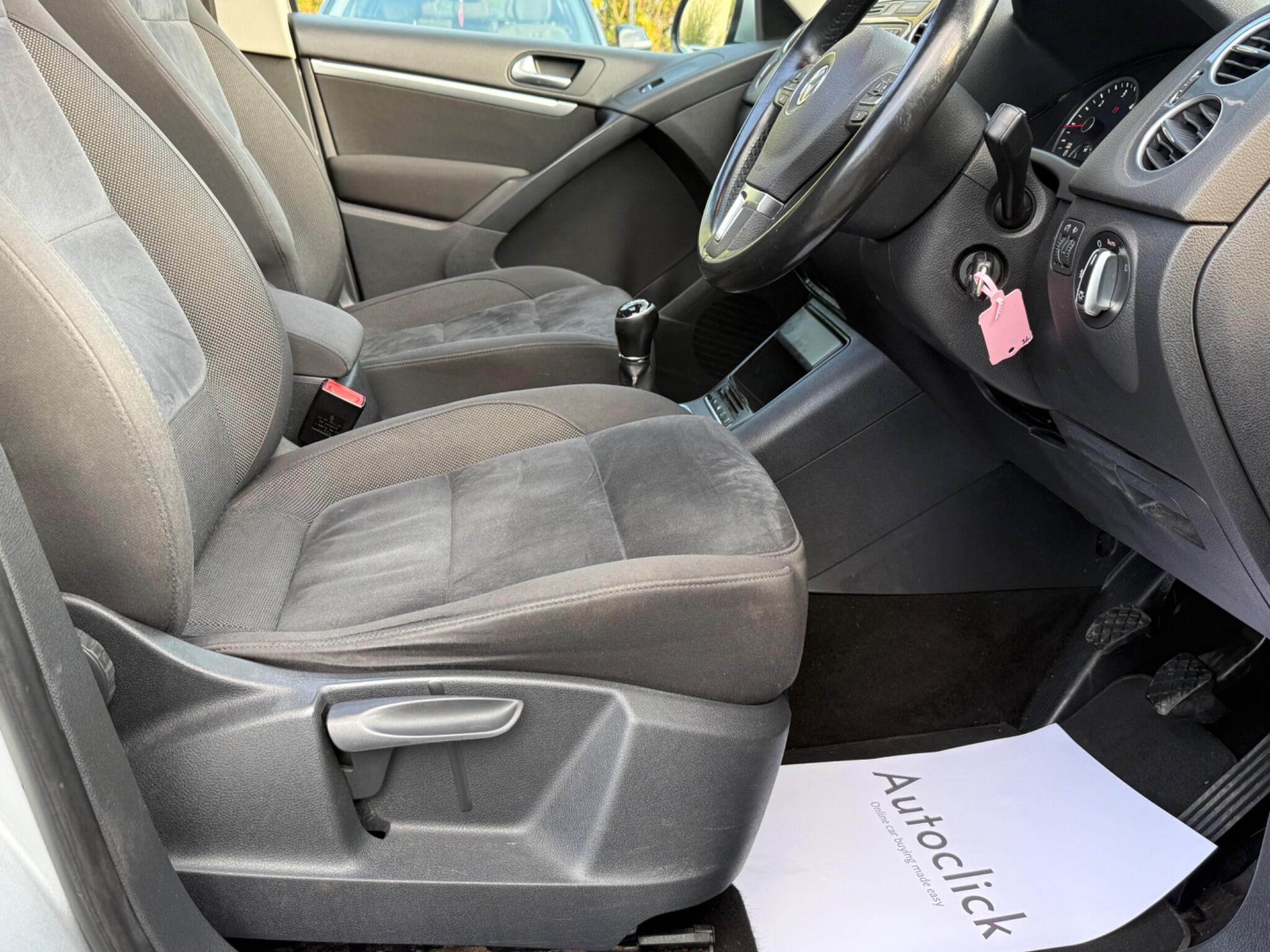 Volkswagen Tiguan - Image 14