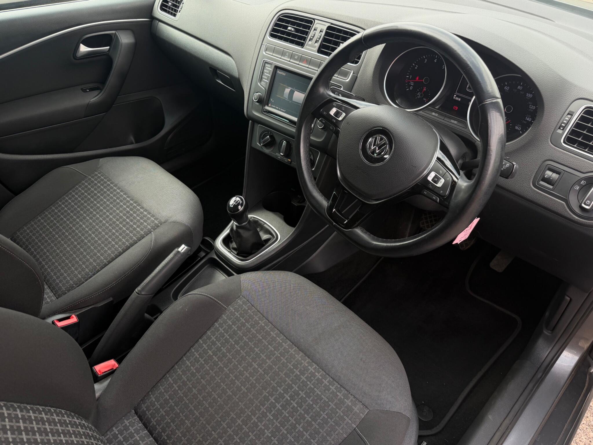 Volkswagen Polo - Image 10