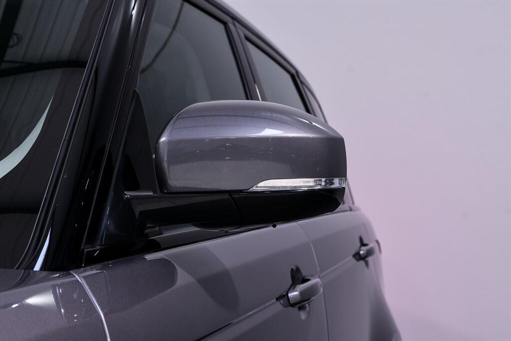 Land Rover RANGE ROVER SPORT - Image 8