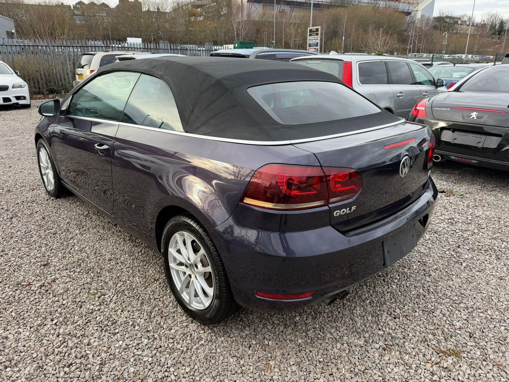 Volkswagen Golf - Image 8