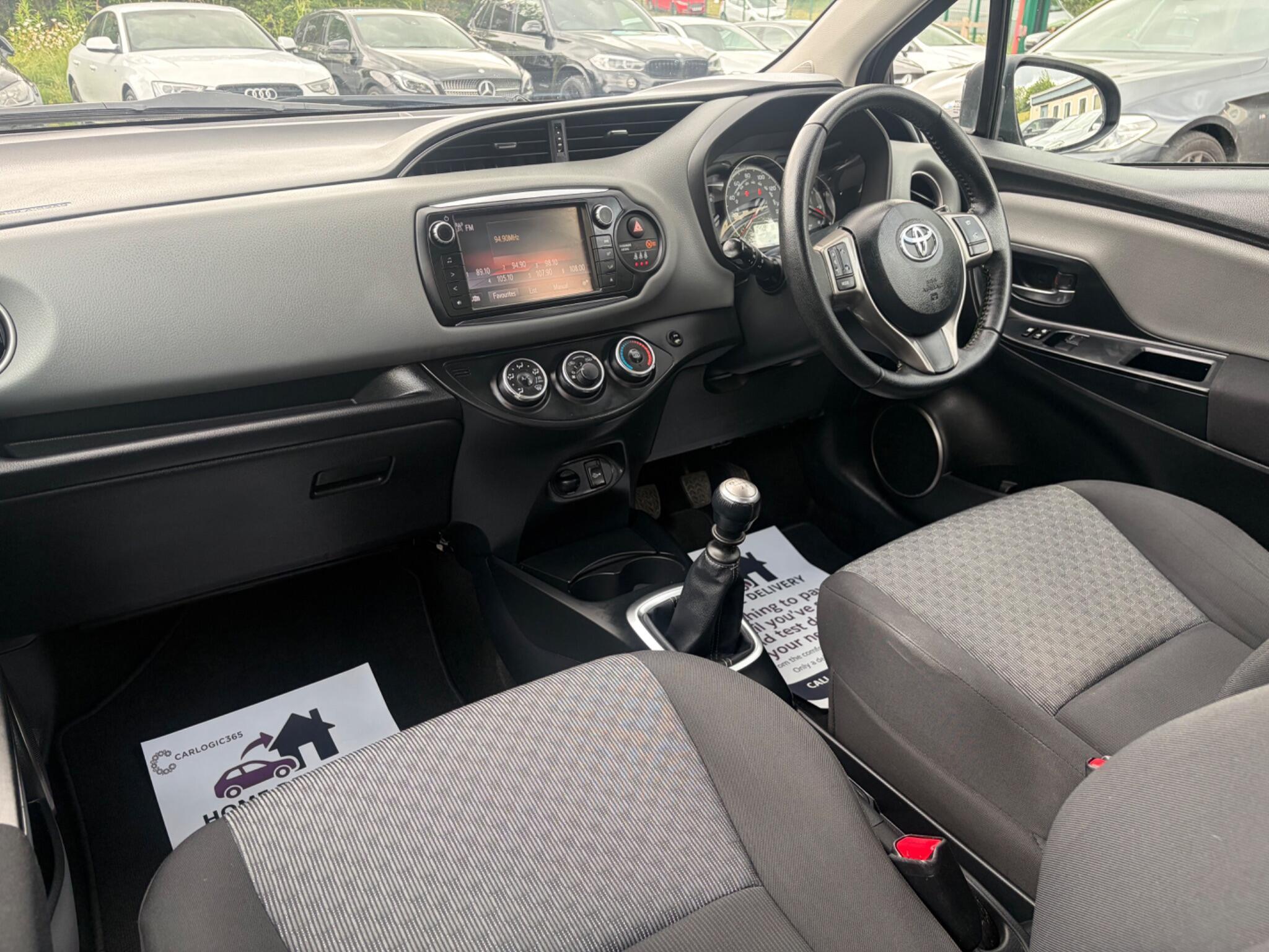 Toyota Yaris - Image 19