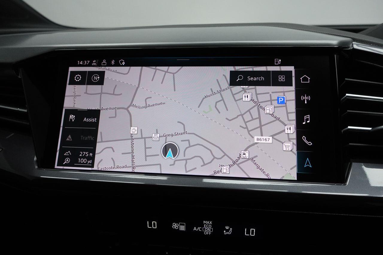 Audi Q4 E-Tron - Image 2
