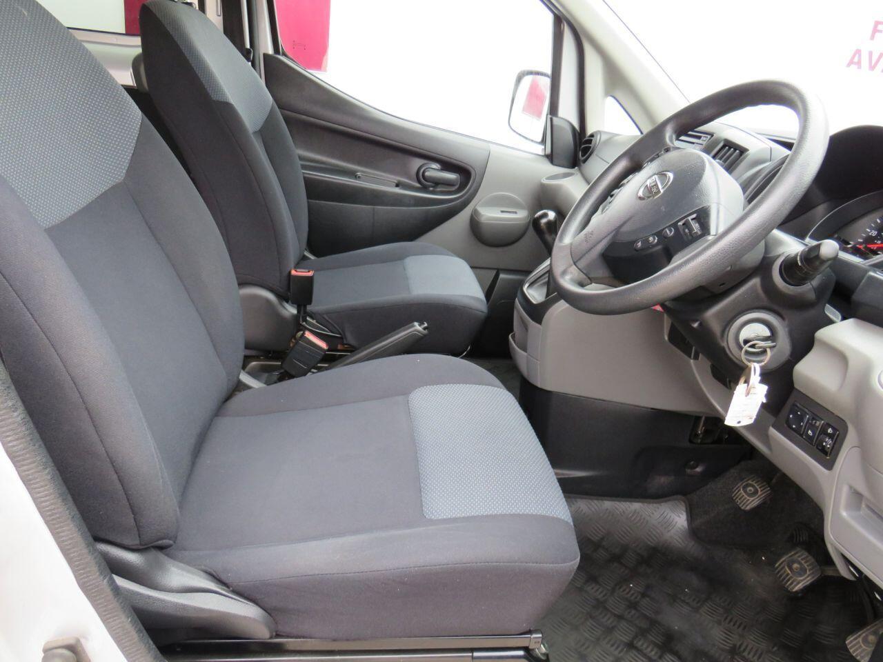 Nissan NV200 - Image 7