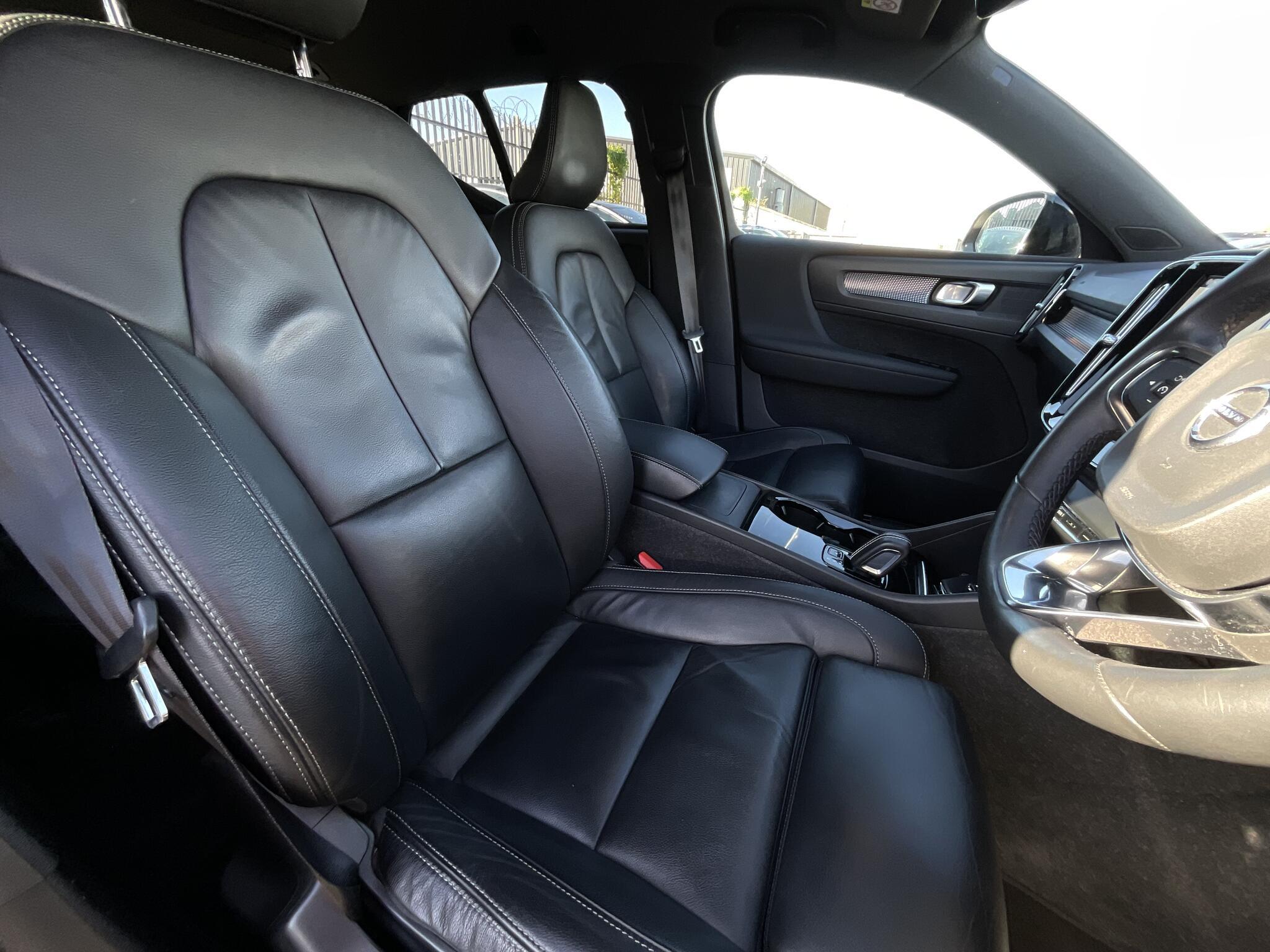 Volvo XC40 - Image 8