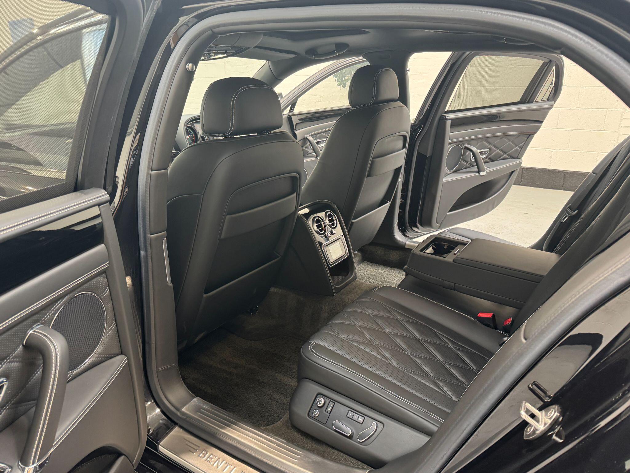 Bentley Flying Spur - Image 42