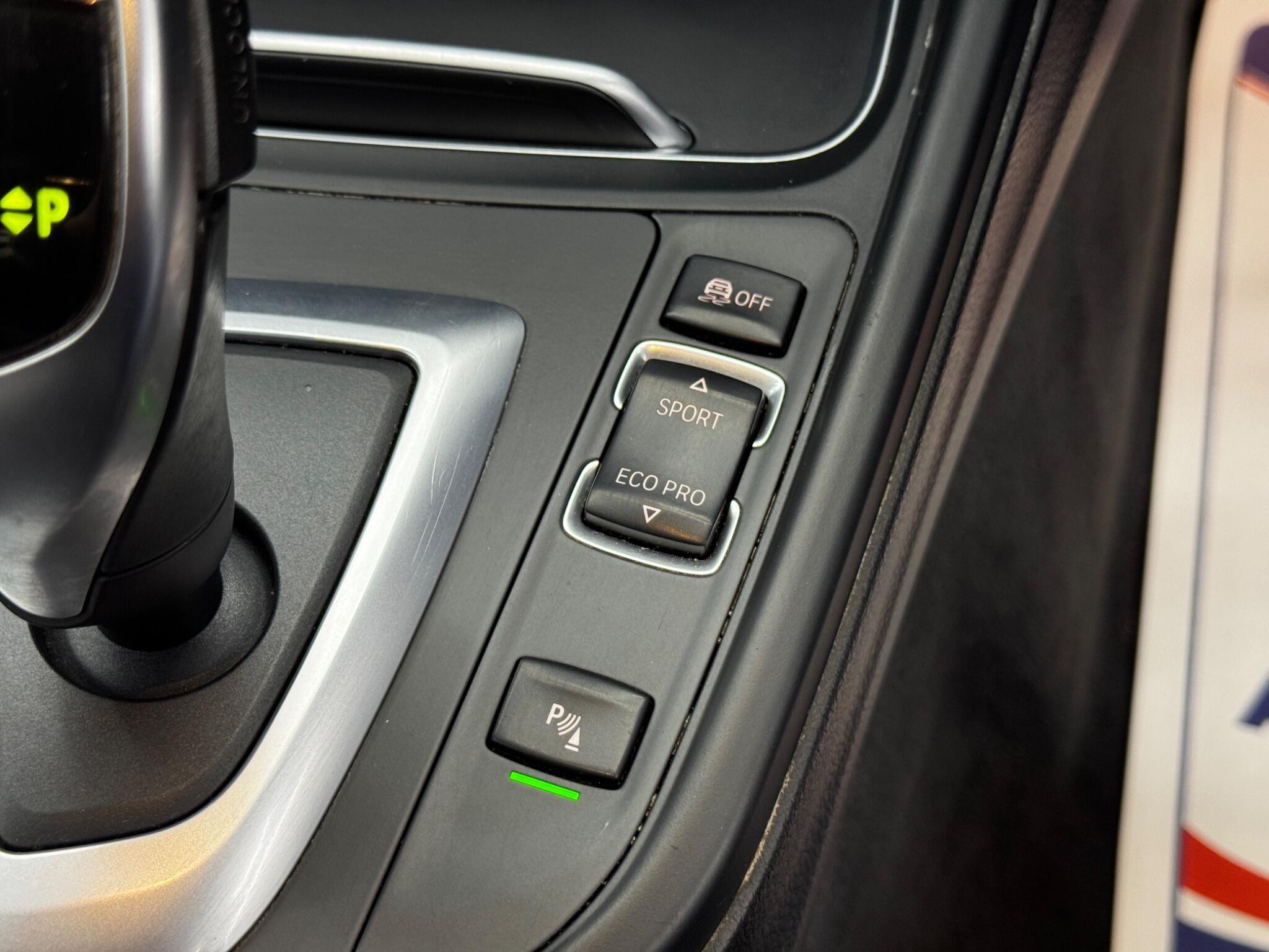 BMW 4 SERIES GRAN COUPE - Image 25