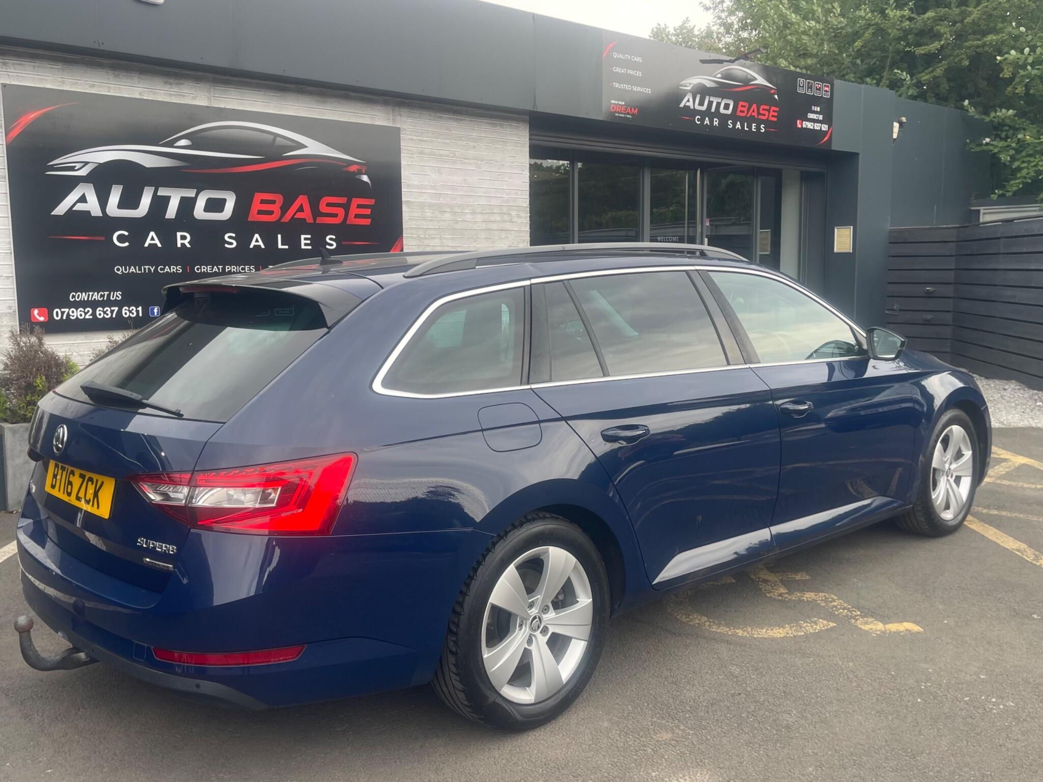 Skoda Superb - Image 14