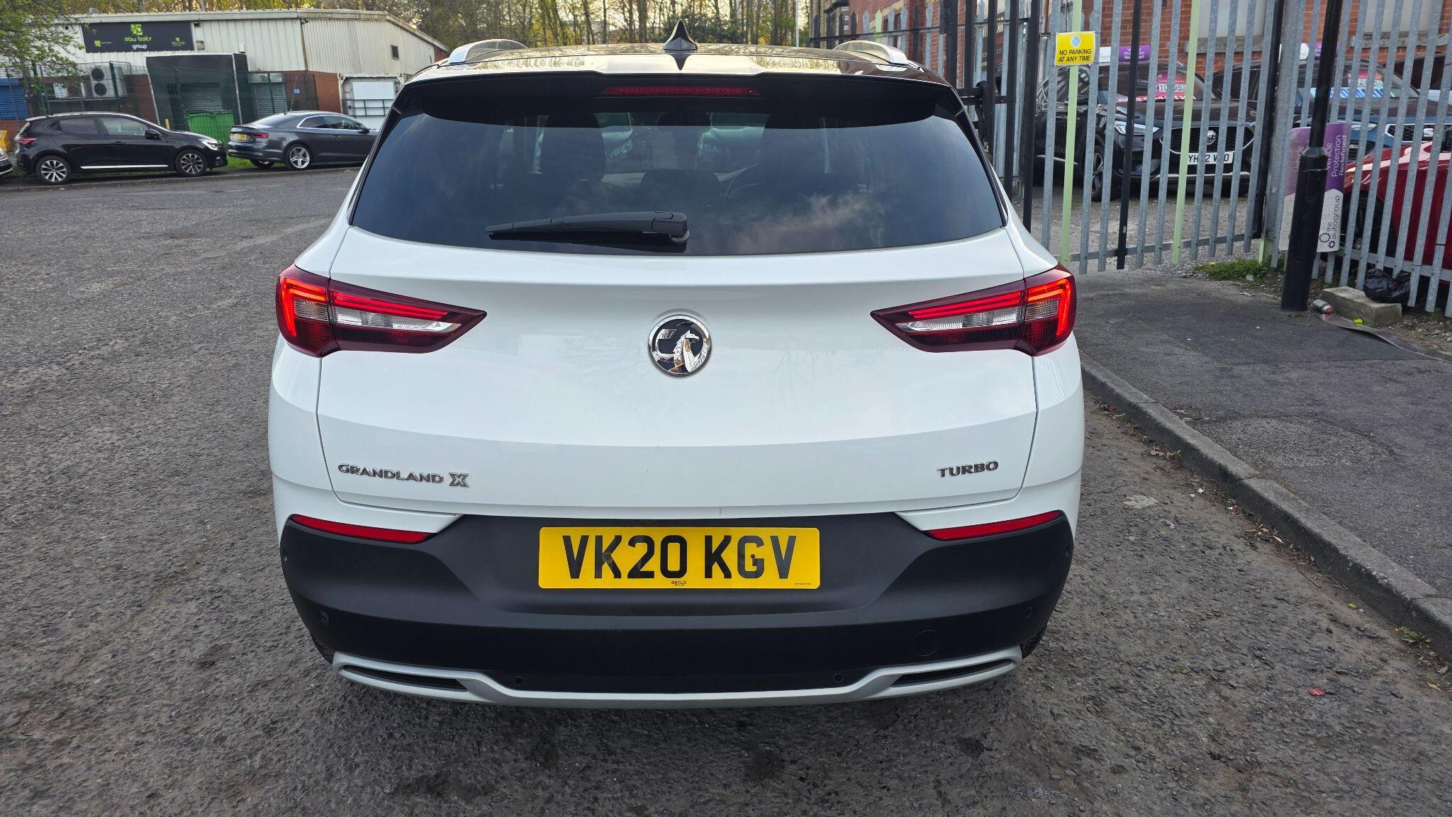 Vauxhall Grandland X - Image 8