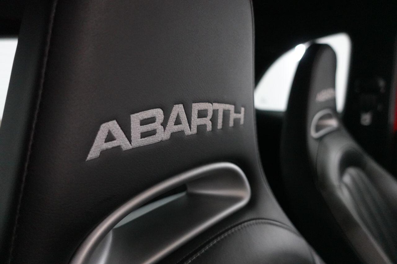 Abarth 595 - Image 19