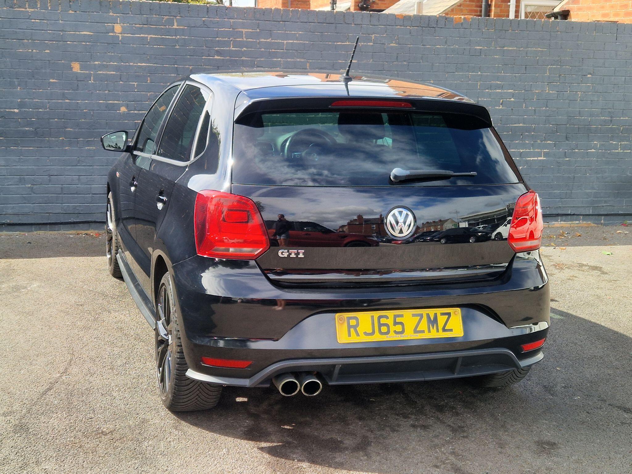 Volkswagen Polo - Image 8
