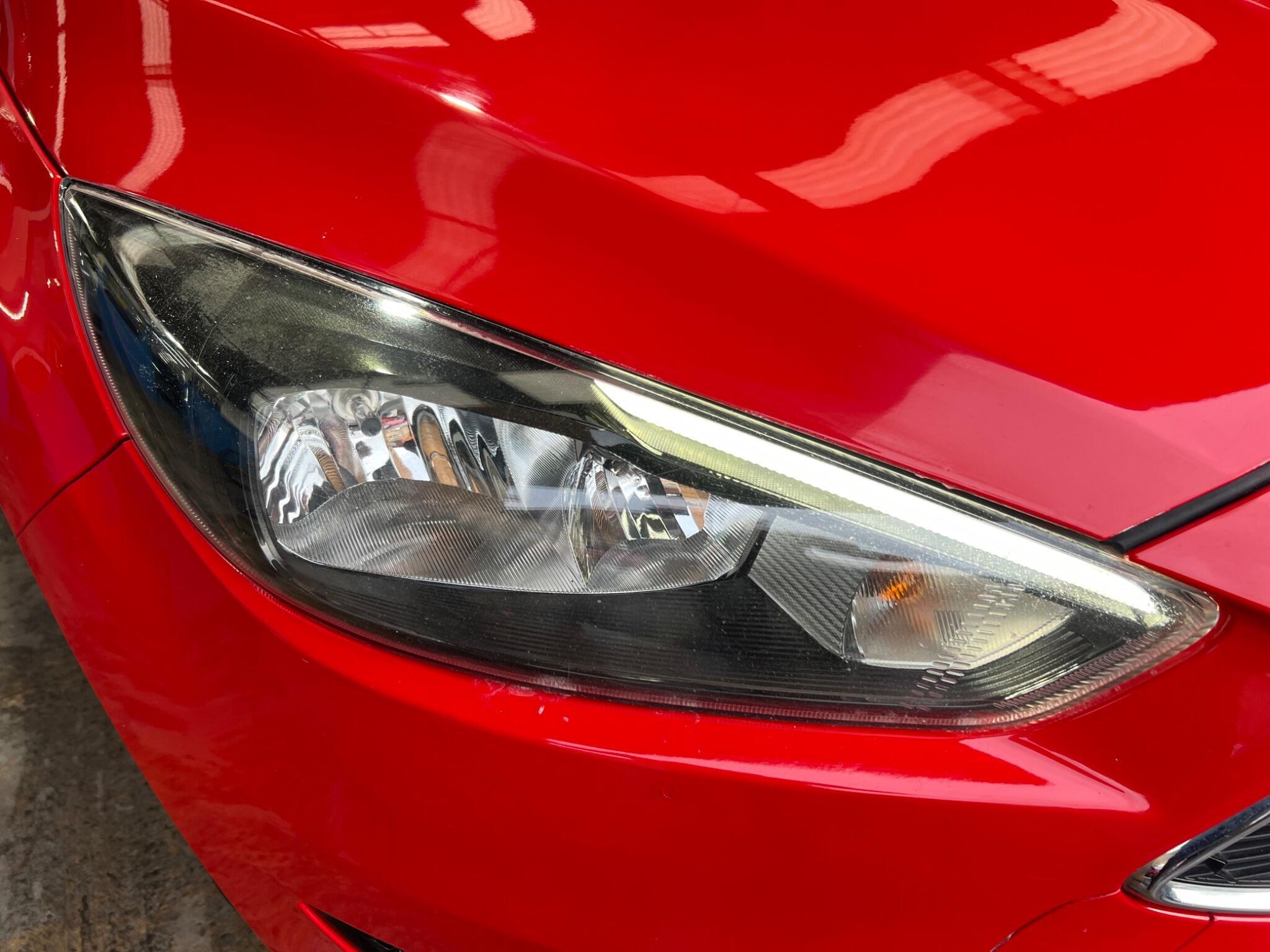 Ford Focus - Image 5