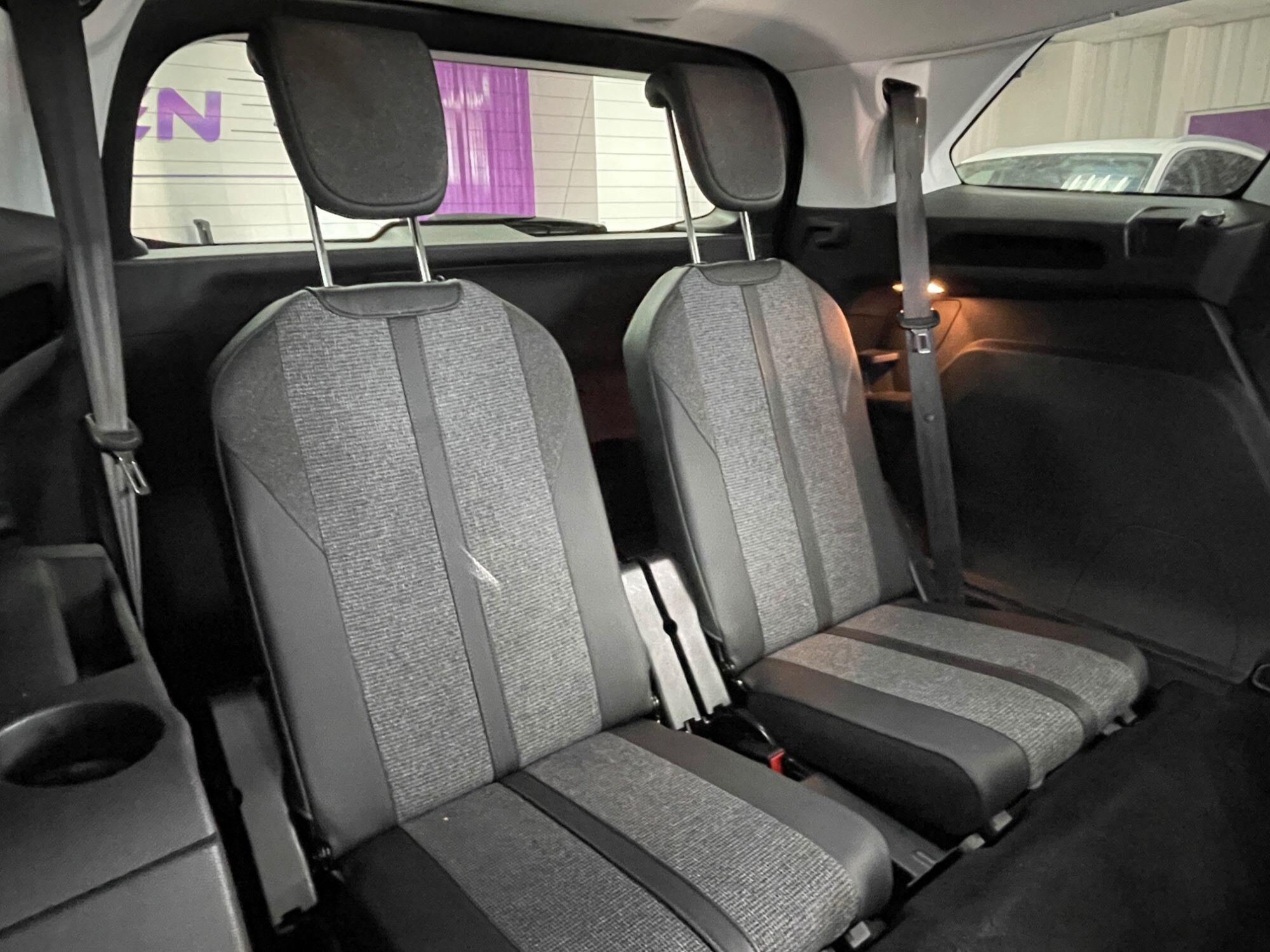 Peugeot 5008 - Image 31