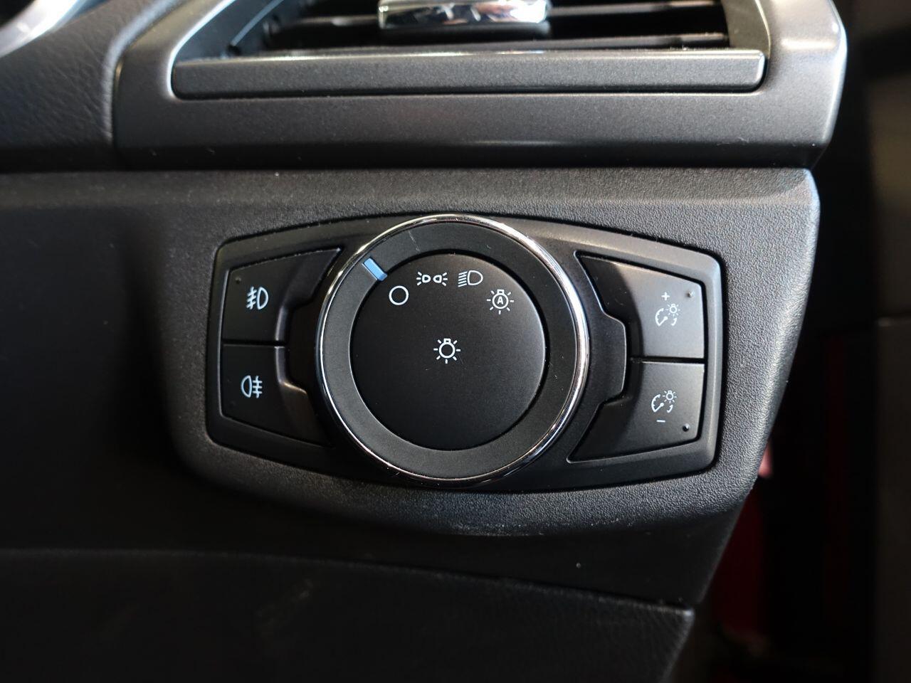 Ford Mondeo - Image 25
