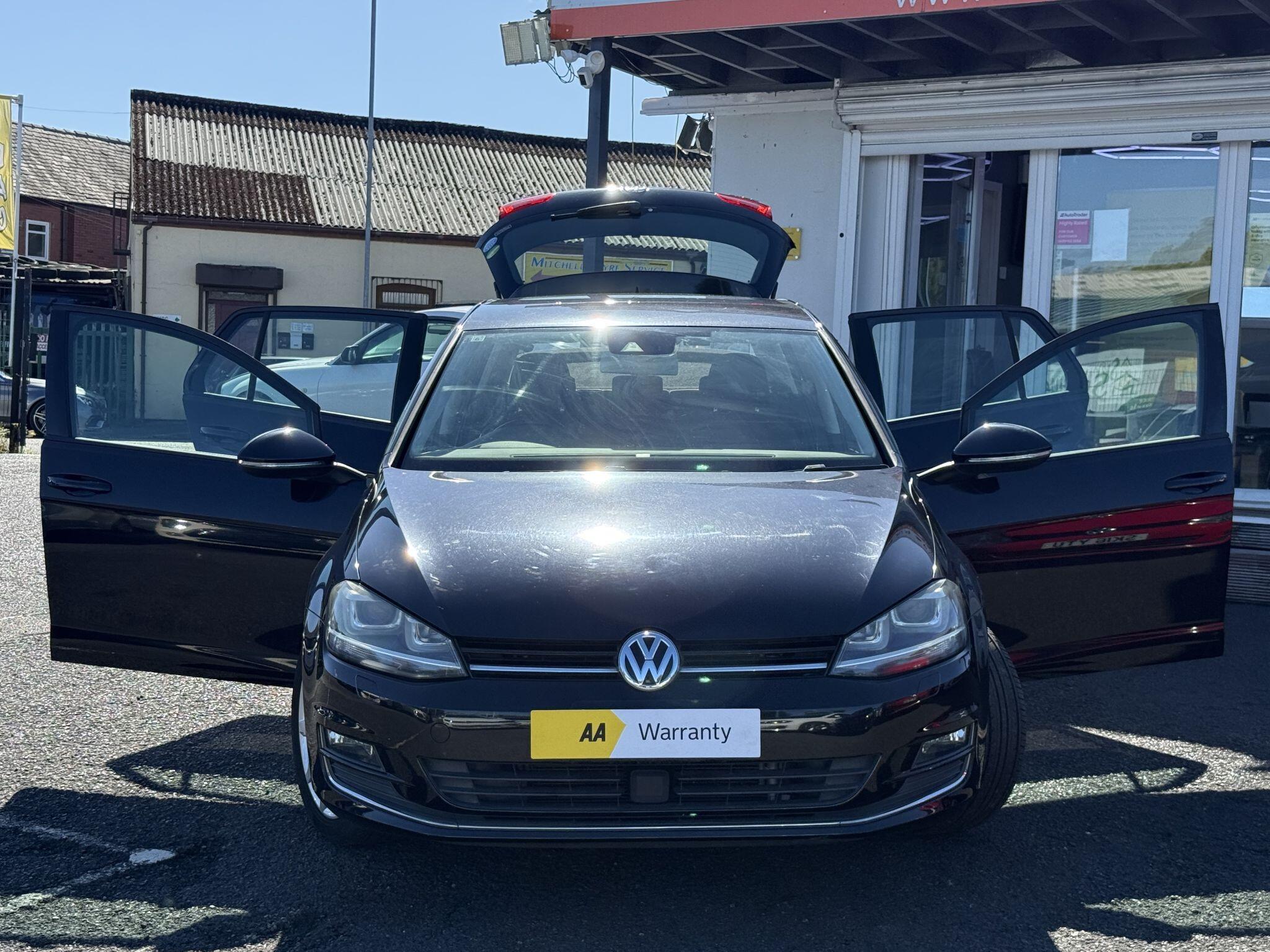 Volkswagen Golf - Image 21
