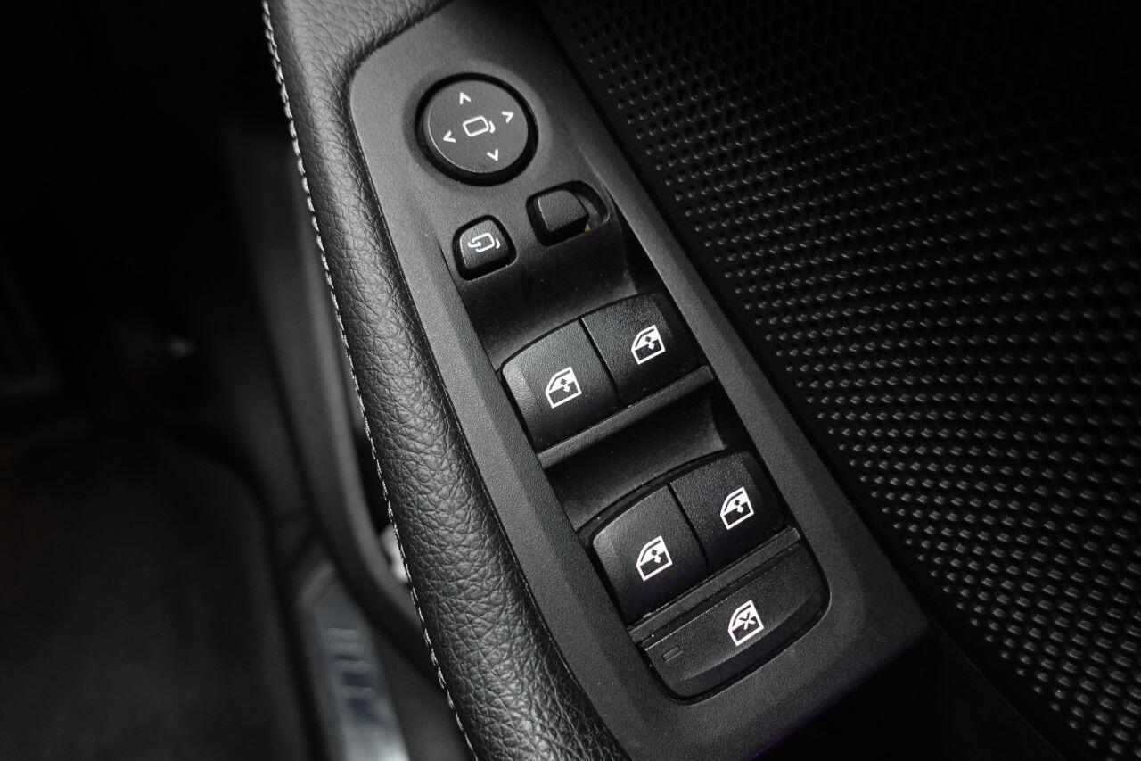 BMW 1 Series - Image 53