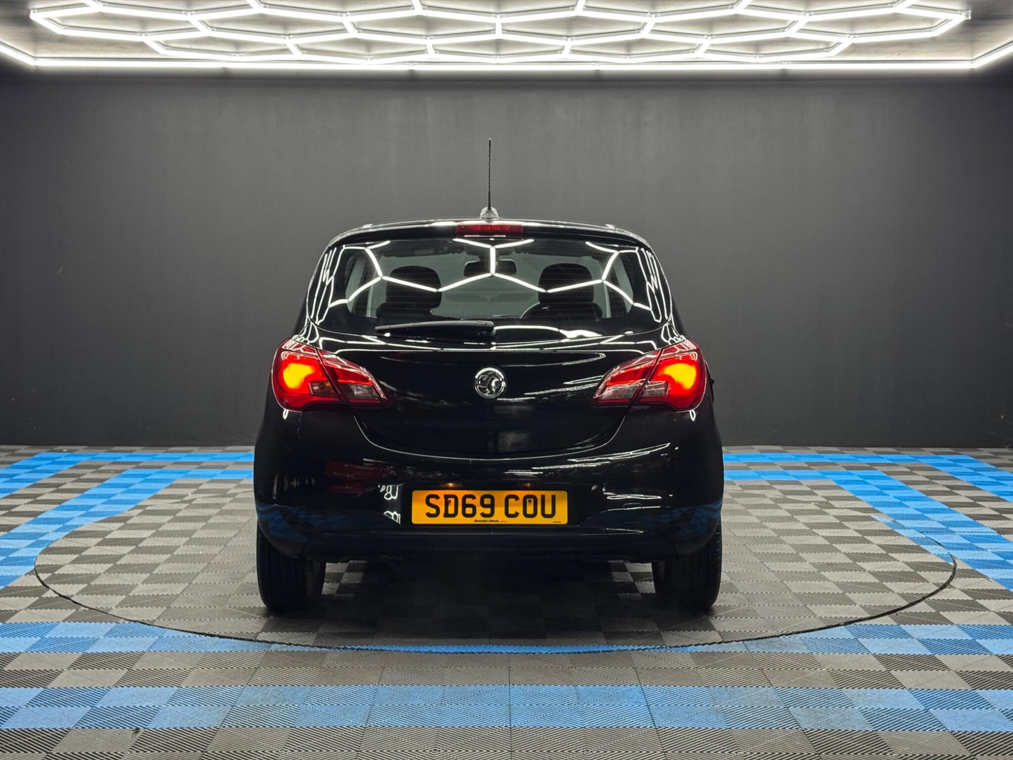 Vauxhall Corsa - Image 6