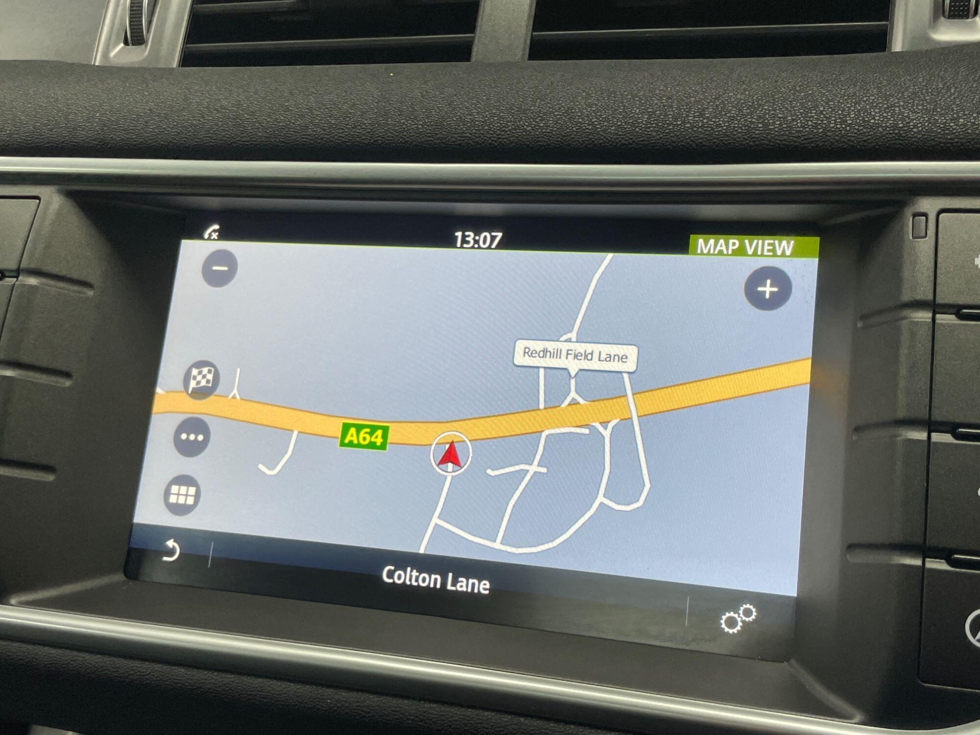 Land Rover Range Rover Evoque - Image 40