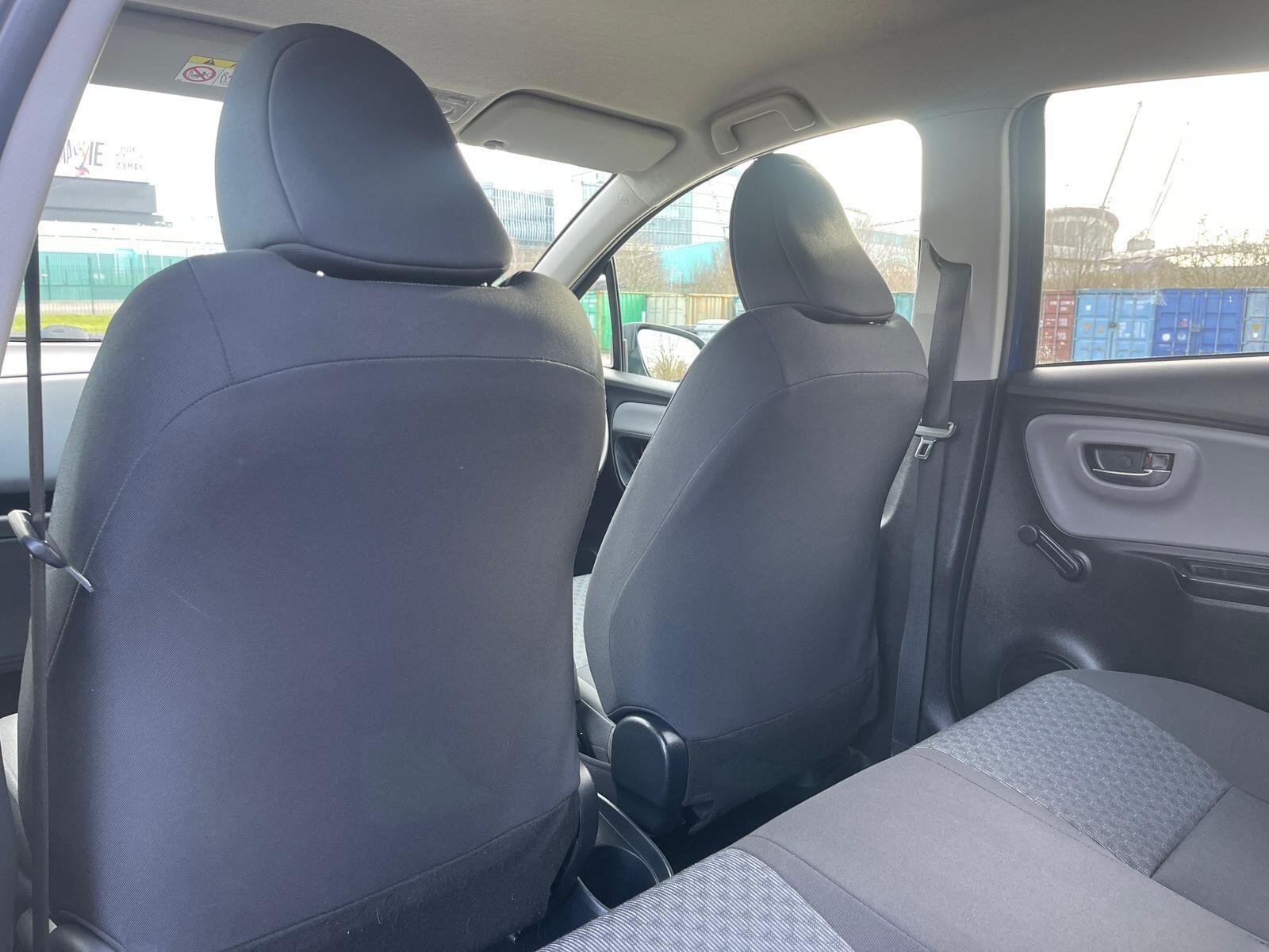 Toyota Yaris - Image 24