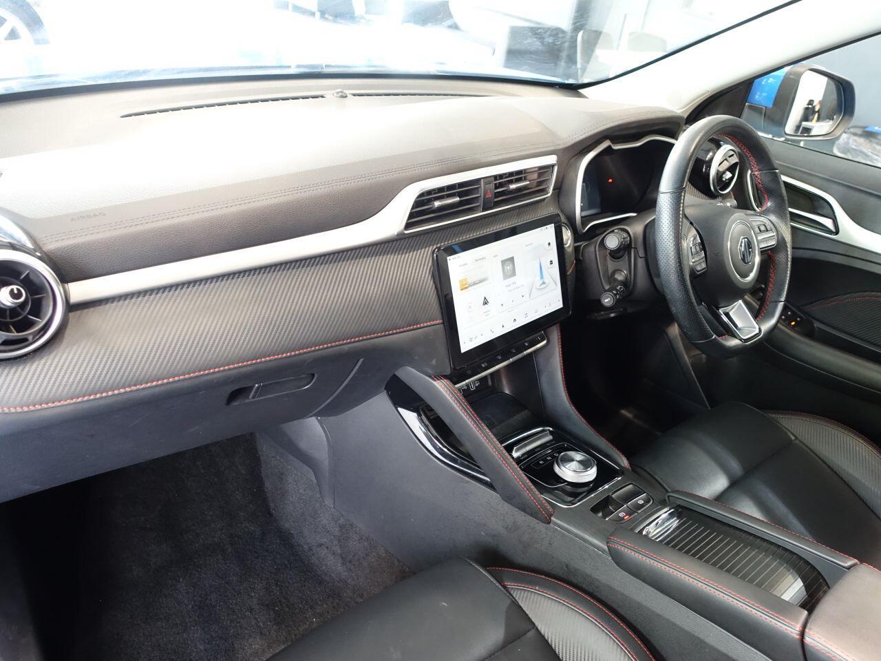 MG MG ZS - Image 13