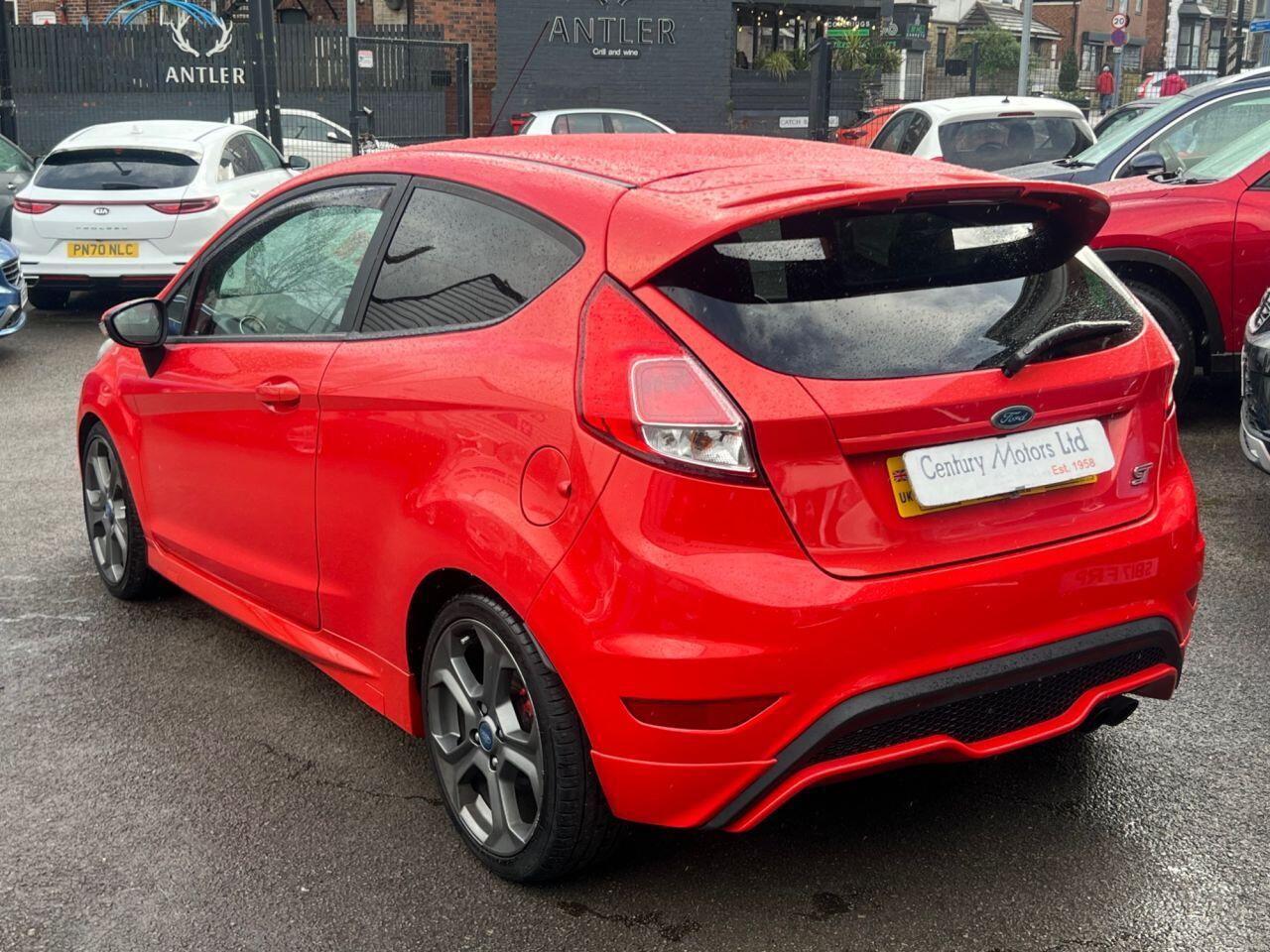 Ford Fiesta - Image 4