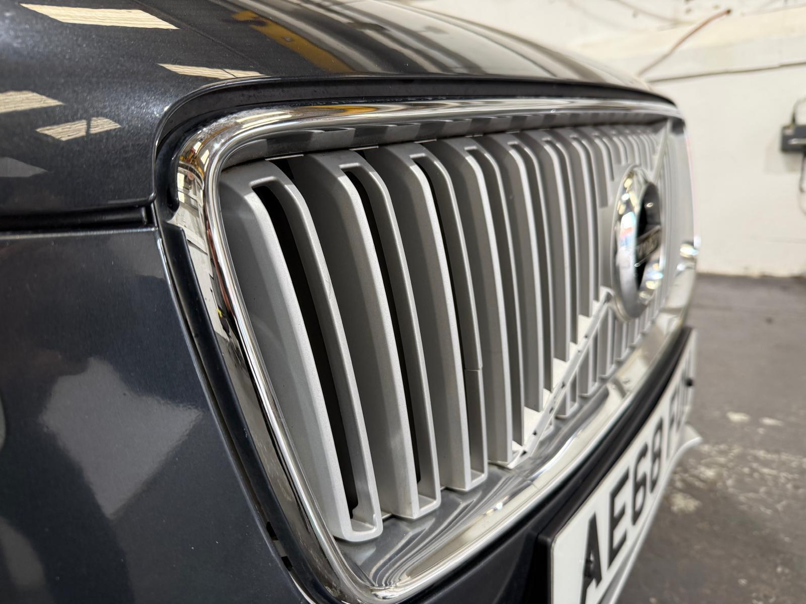 Volvo XC90 - Image 9