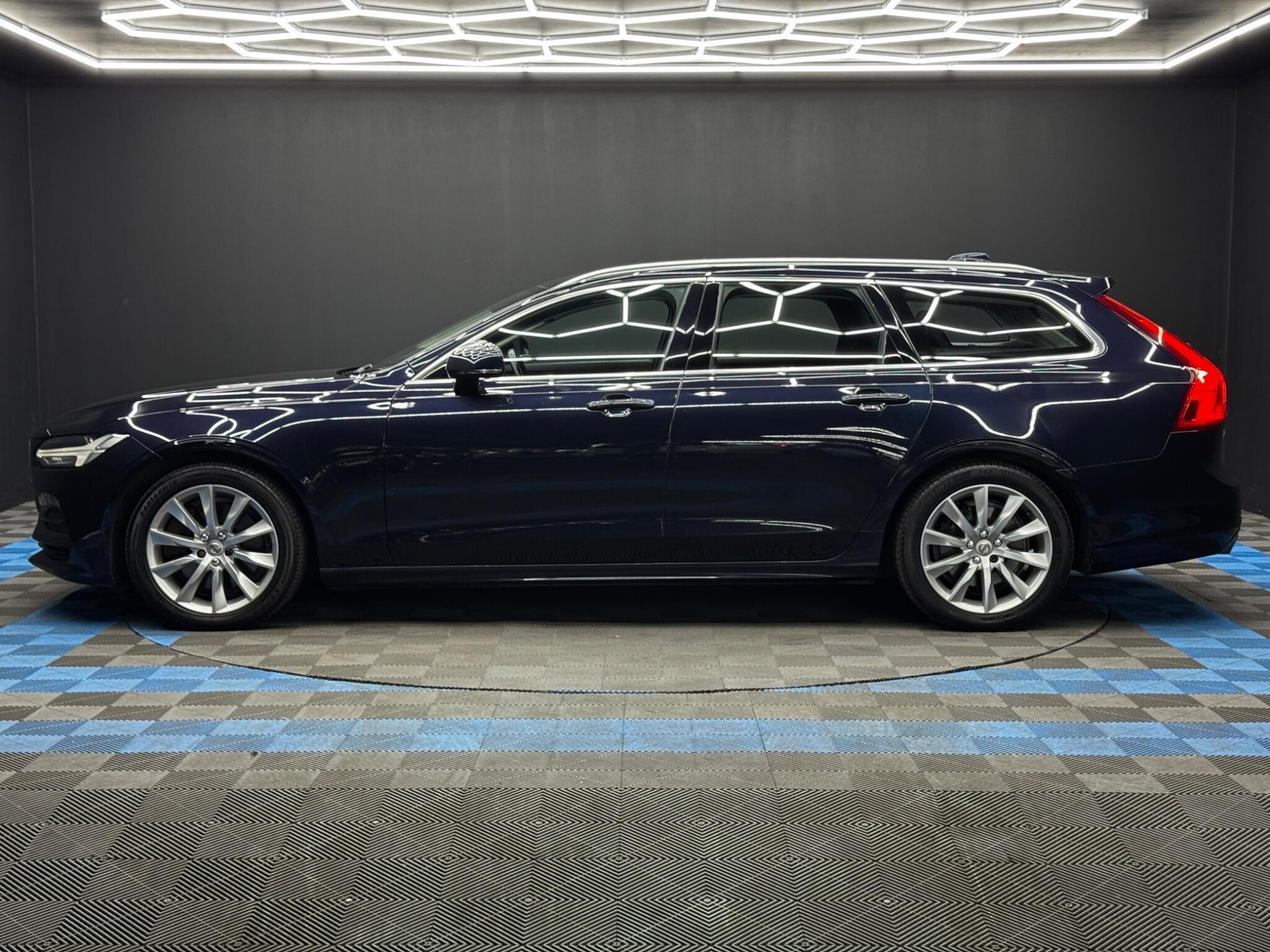 Volvo V90 - Image 8