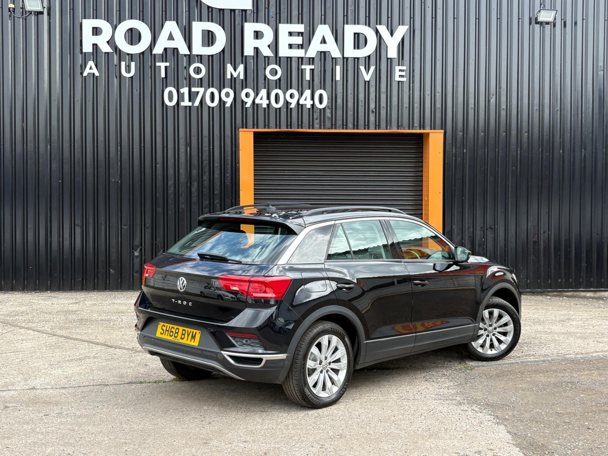 Volkswagen T-Roc - Image 4