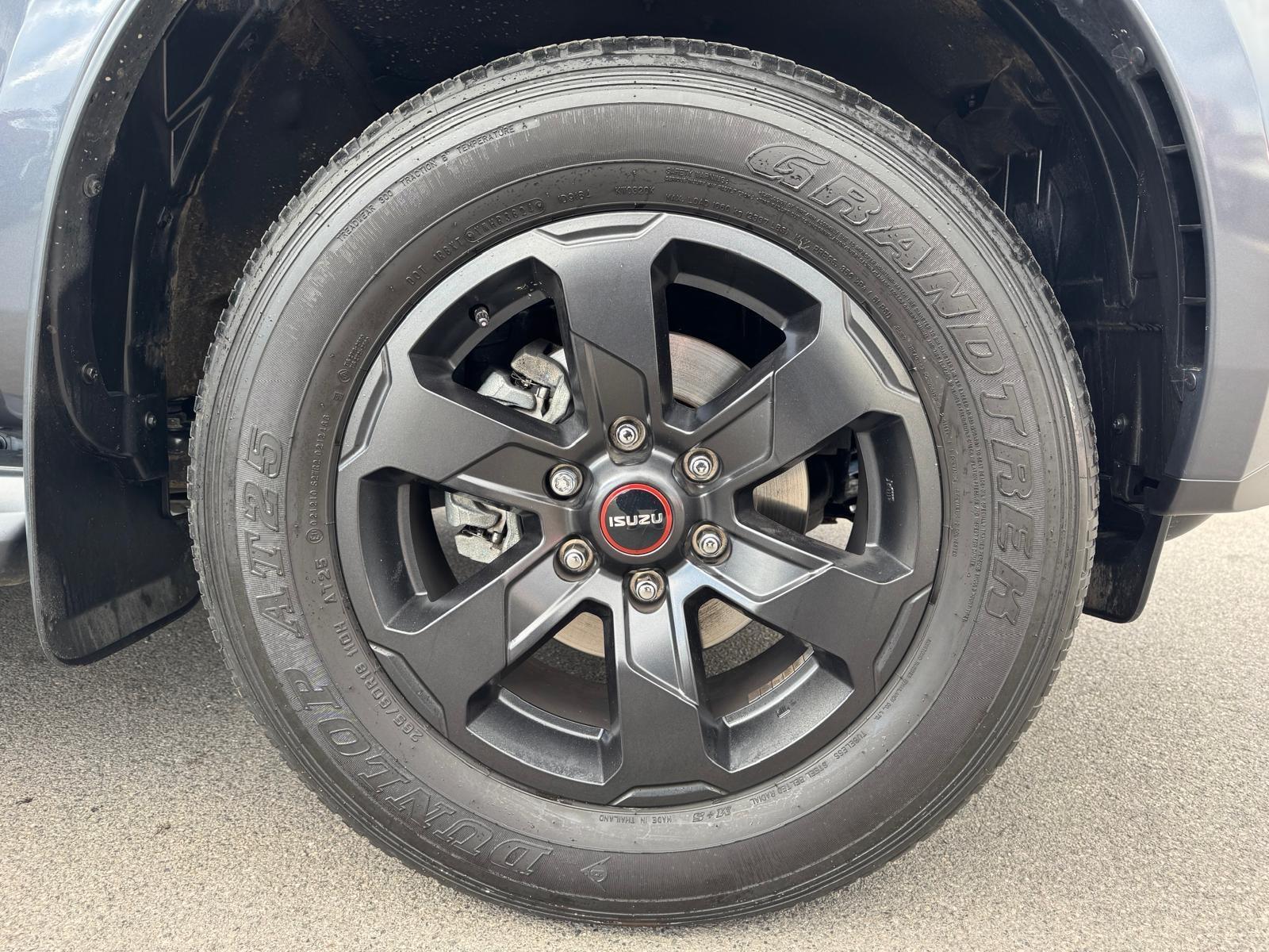 Isuzu D-MAX - Image 19